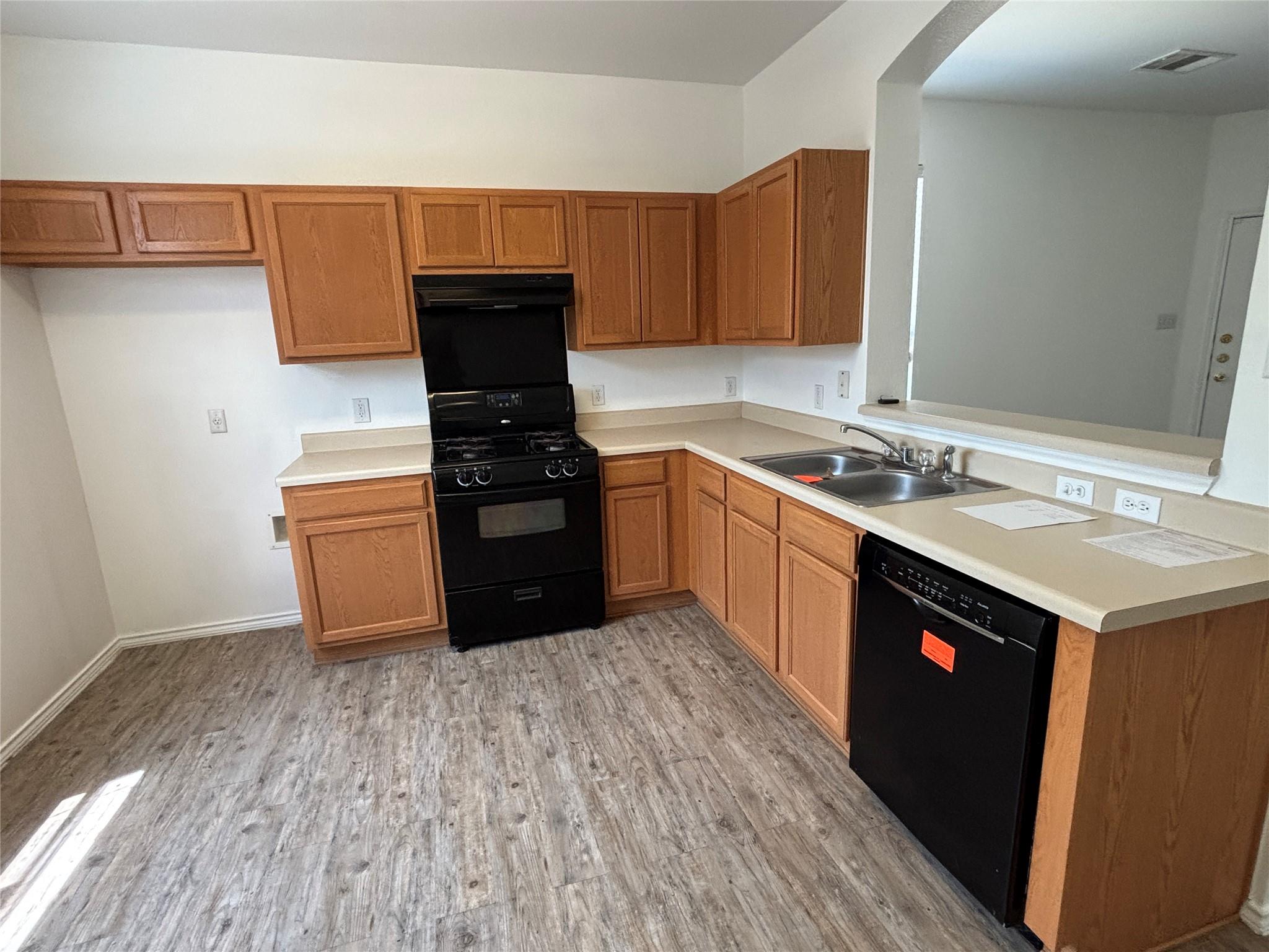 801 Jane Austen TRL #B, Pflugerville, TX 78660 photo 4