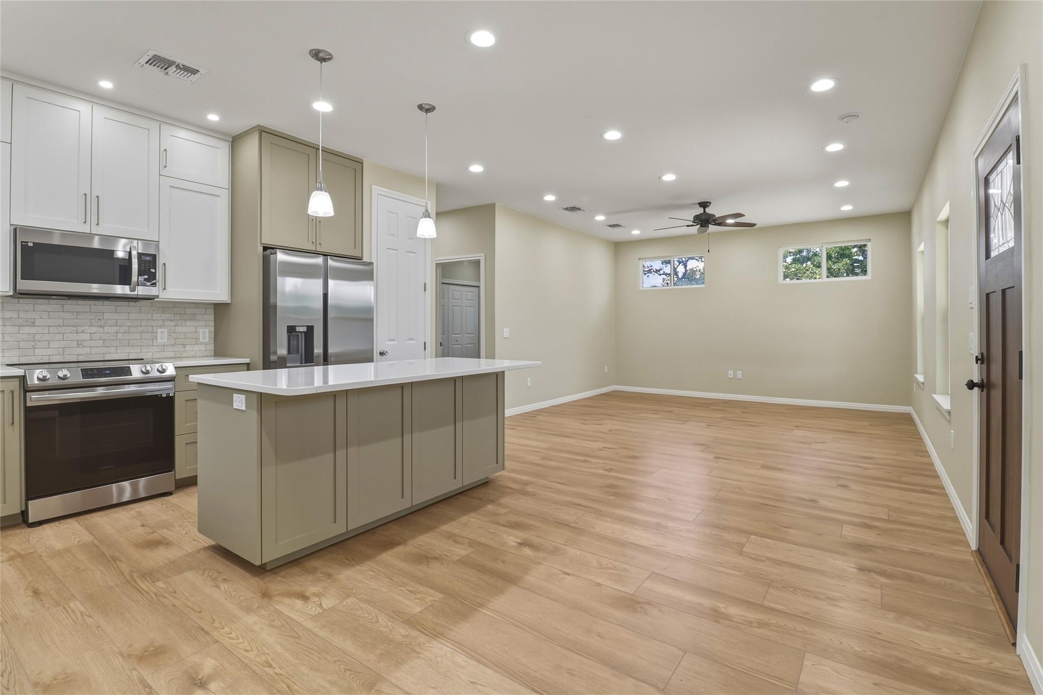 1626 Cree TRL, Kingsland, TX 78639 photo 2