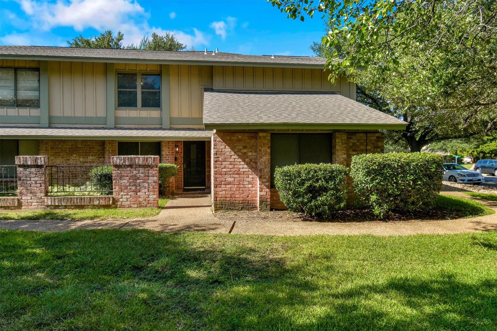 9602 Covey Ridge LN, Austin, TX 78758 photo 2