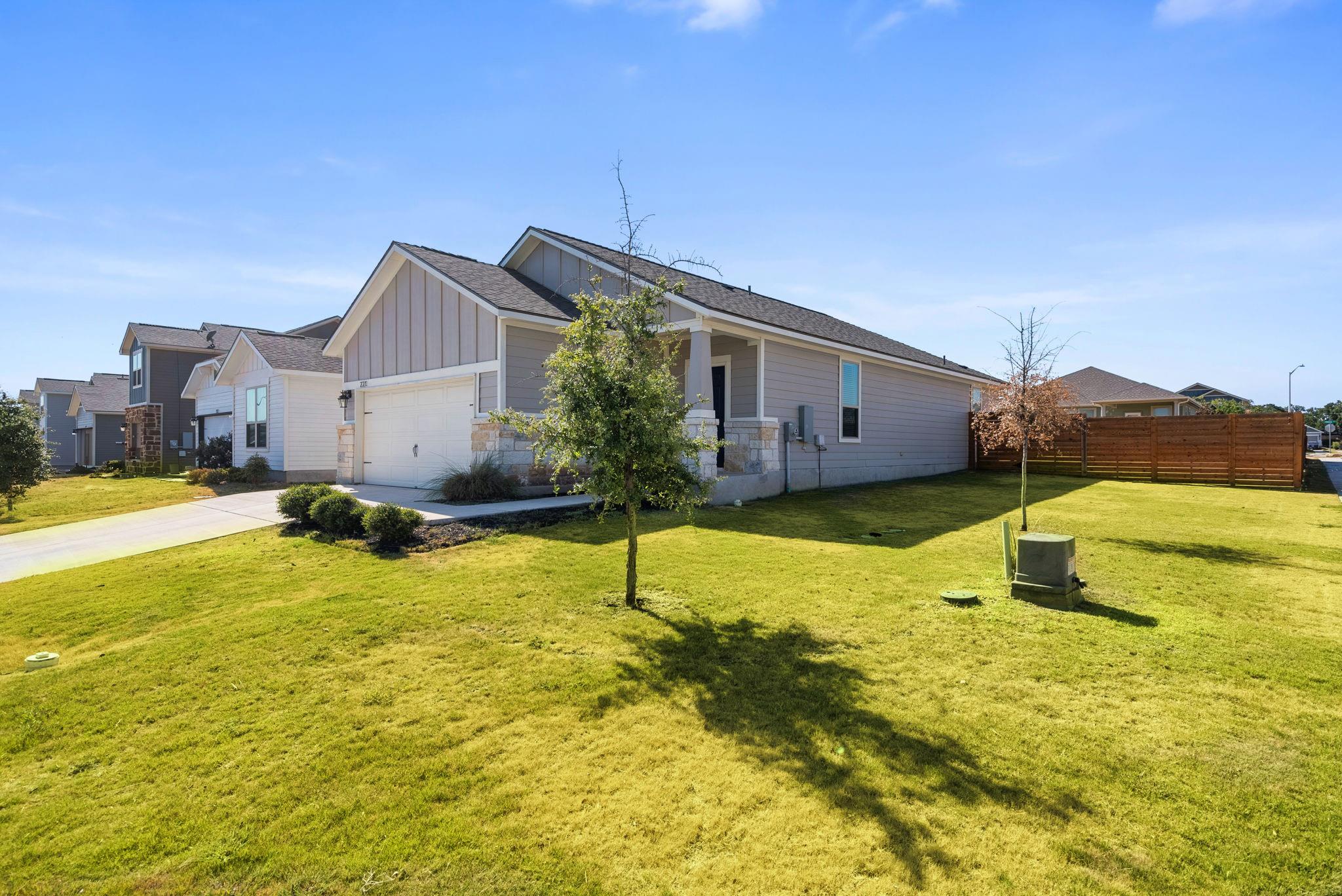 221 Ancellotta WAY, Leander, TX 78641 photo 3