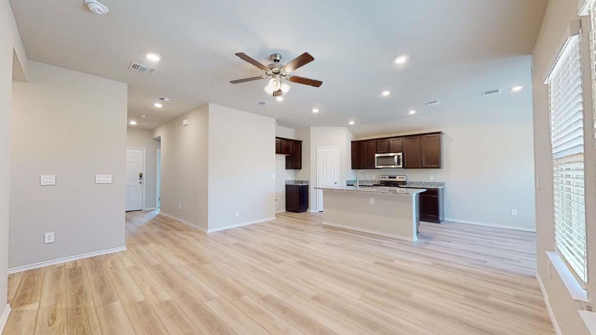422 Isham DR, Killeen, TX 76542 photo 3