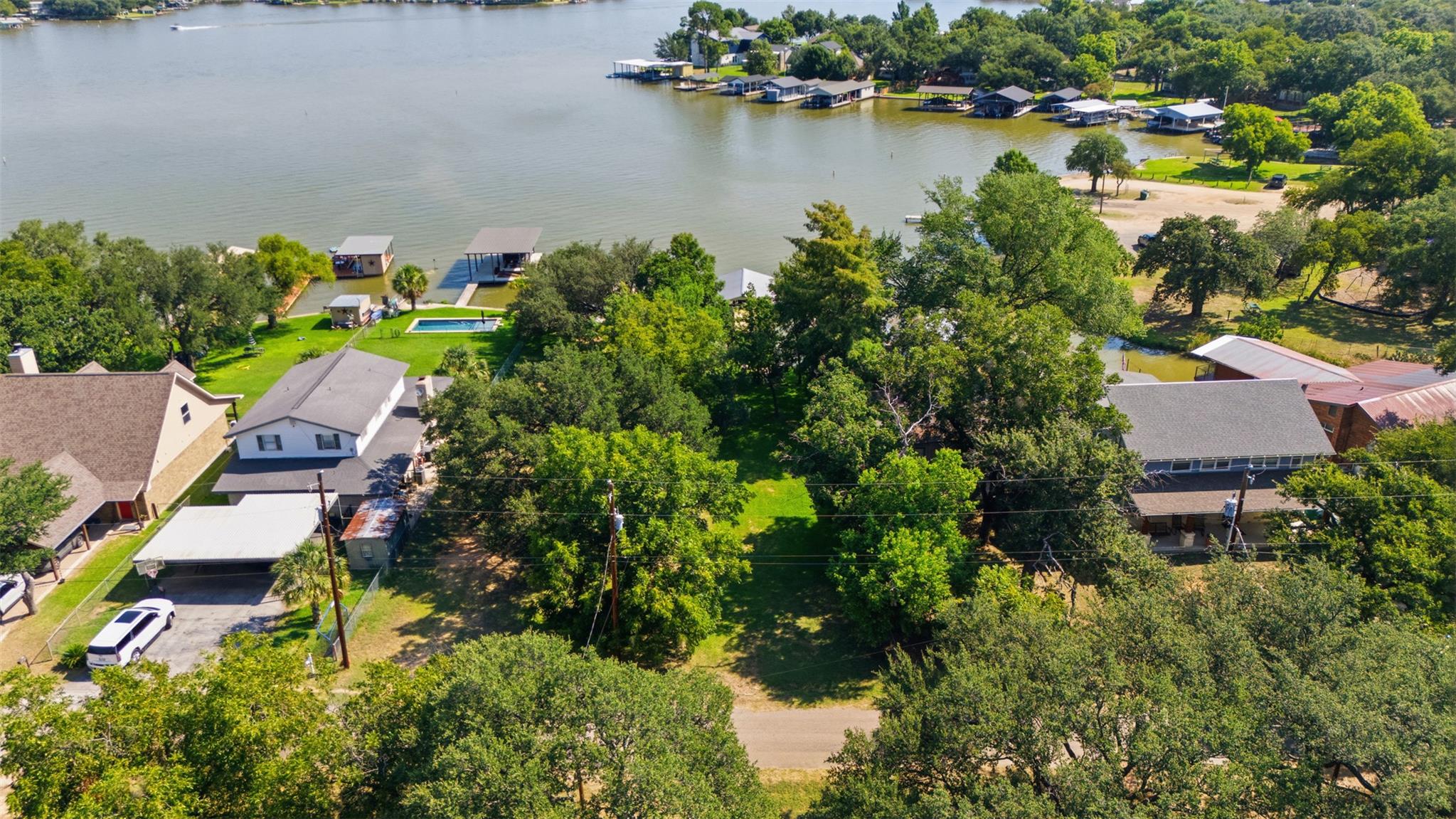 124 S Shorewood DR, Granite Shoals, TX 78654 photo 5