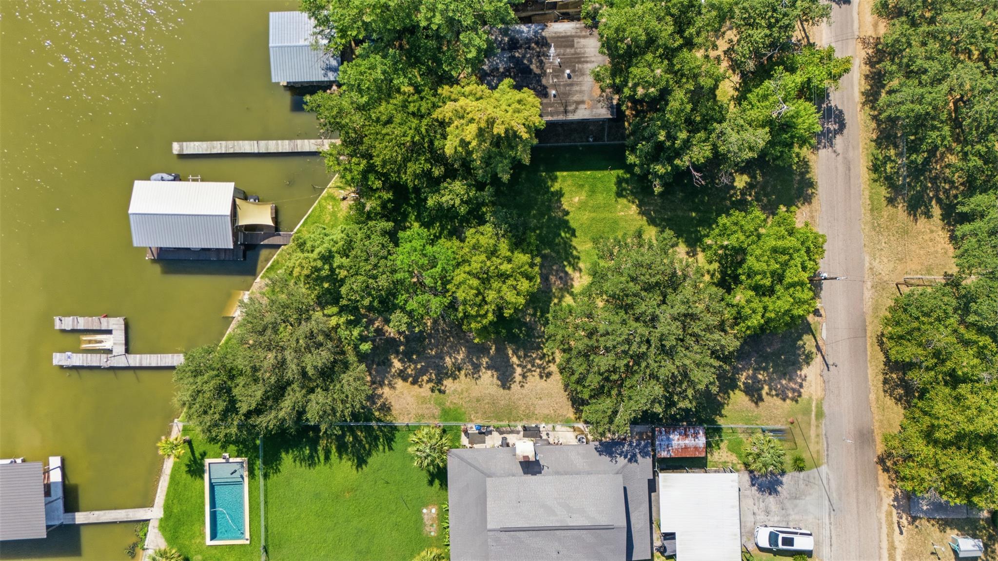 124 S Shorewood DR, Granite Shoals, TX 78654 photo 4