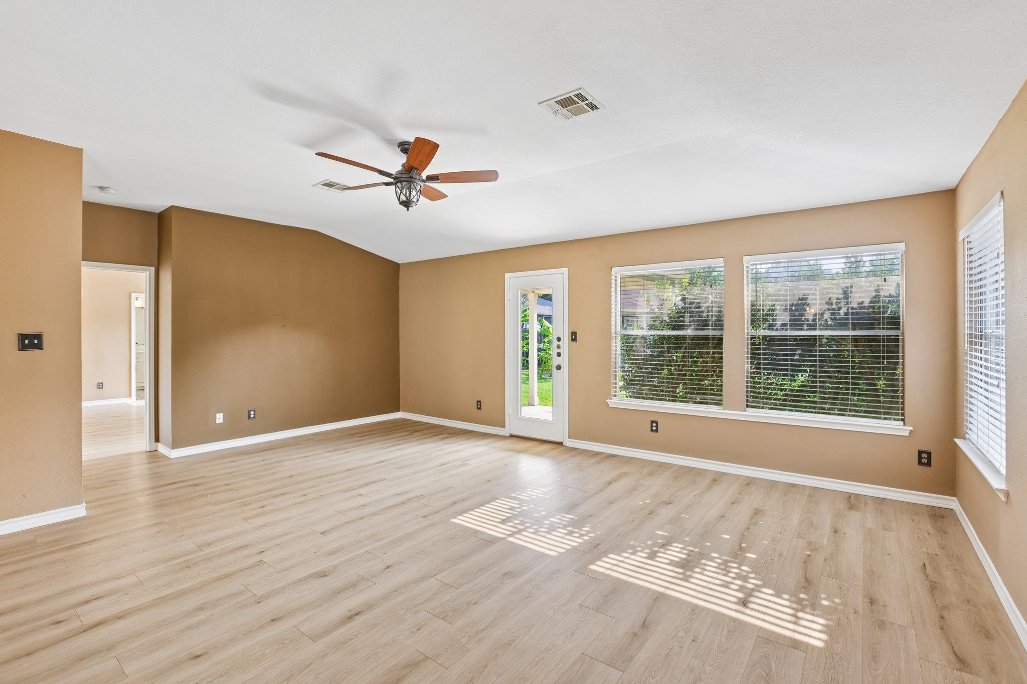2656 Bradley LN, Round Rock, TX 78664 photo 3