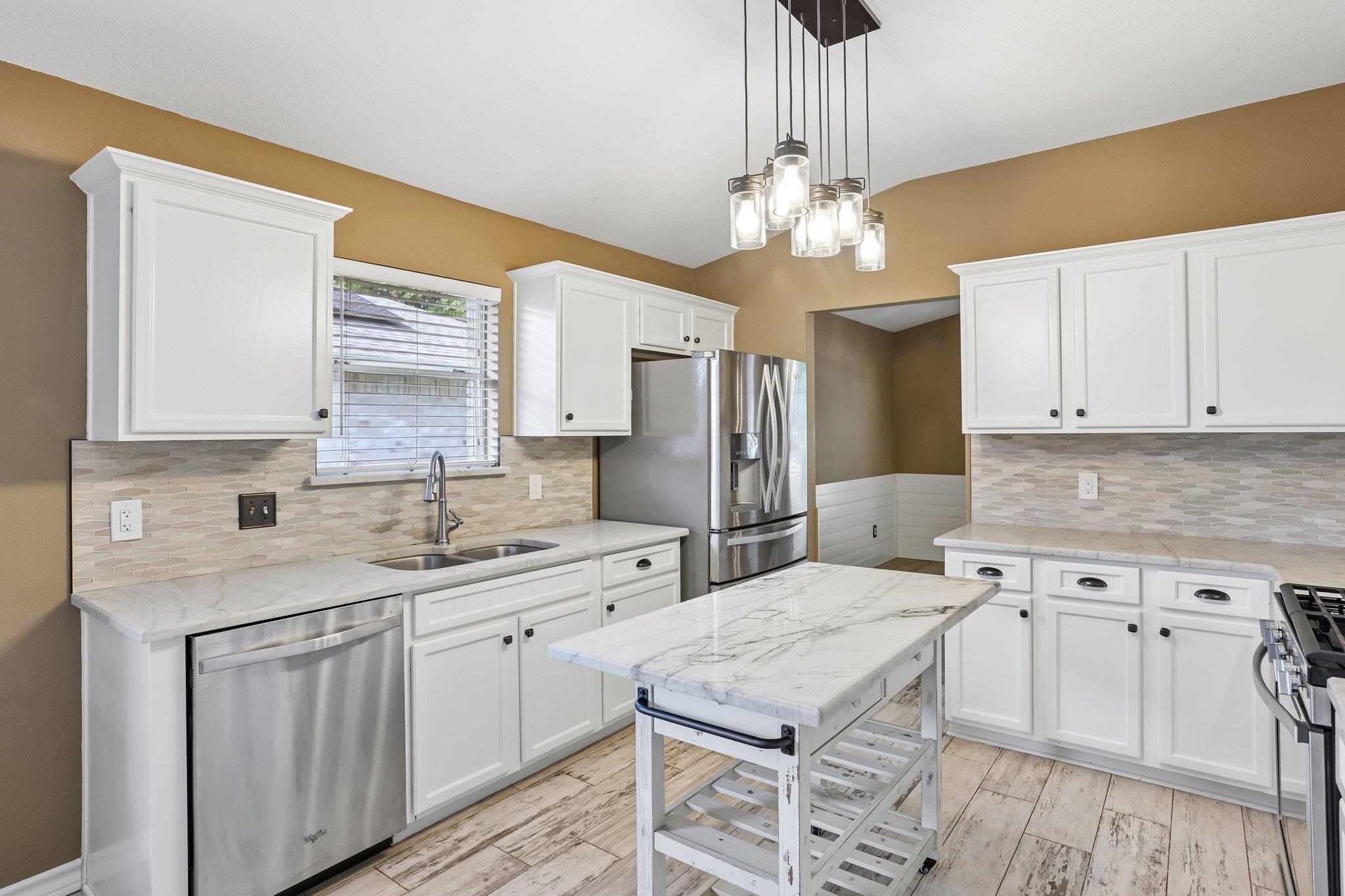 2656 Bradley LN, Round Rock, TX 78664 photo 4