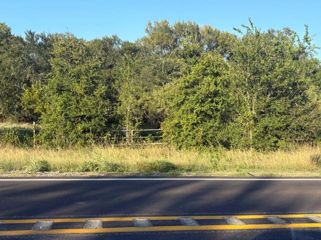1401 FM 713, Lockhart, TX 78644 photo 2