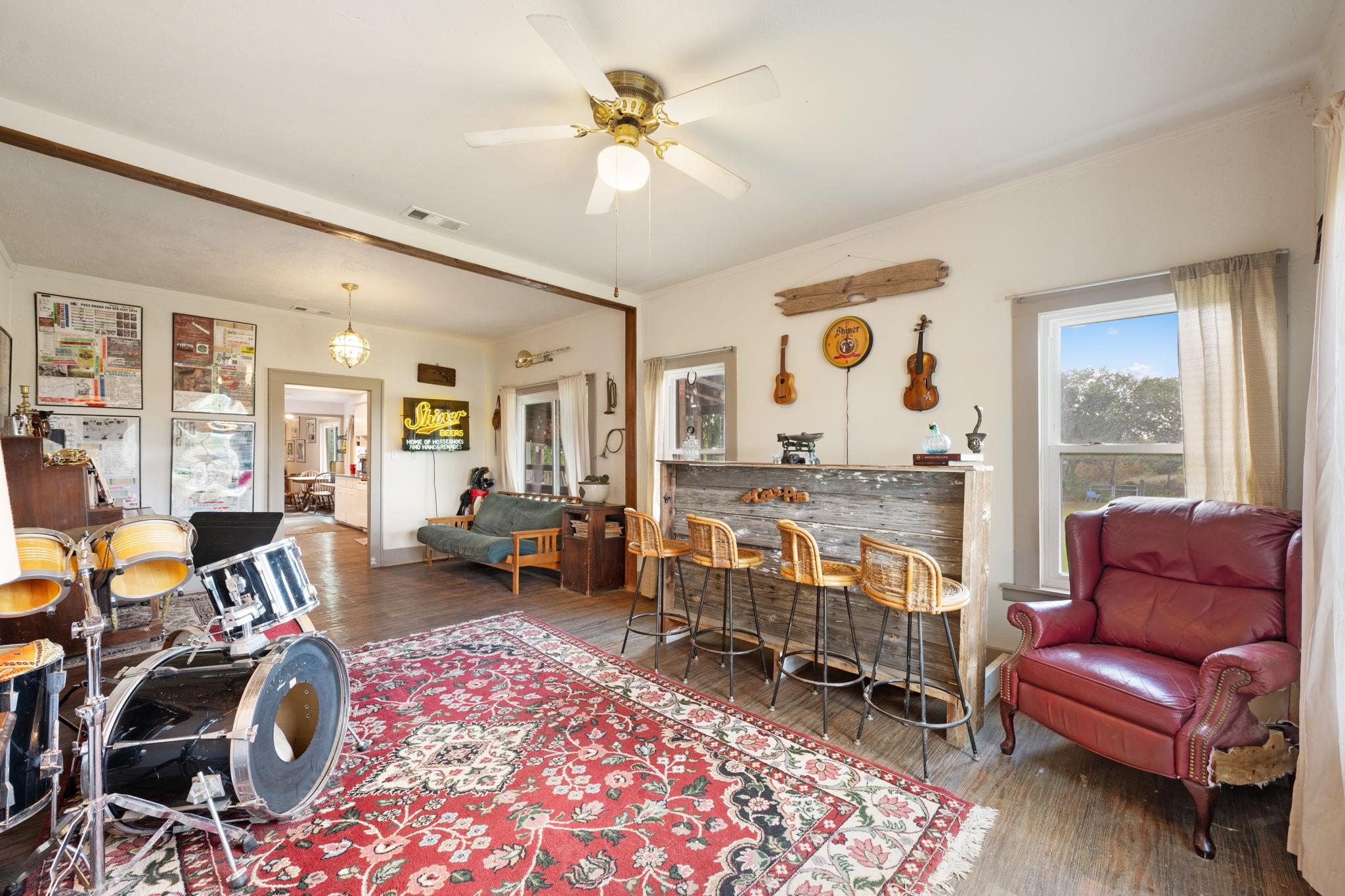 9916 Horizon LN, Austin, TX 78719 photo 5