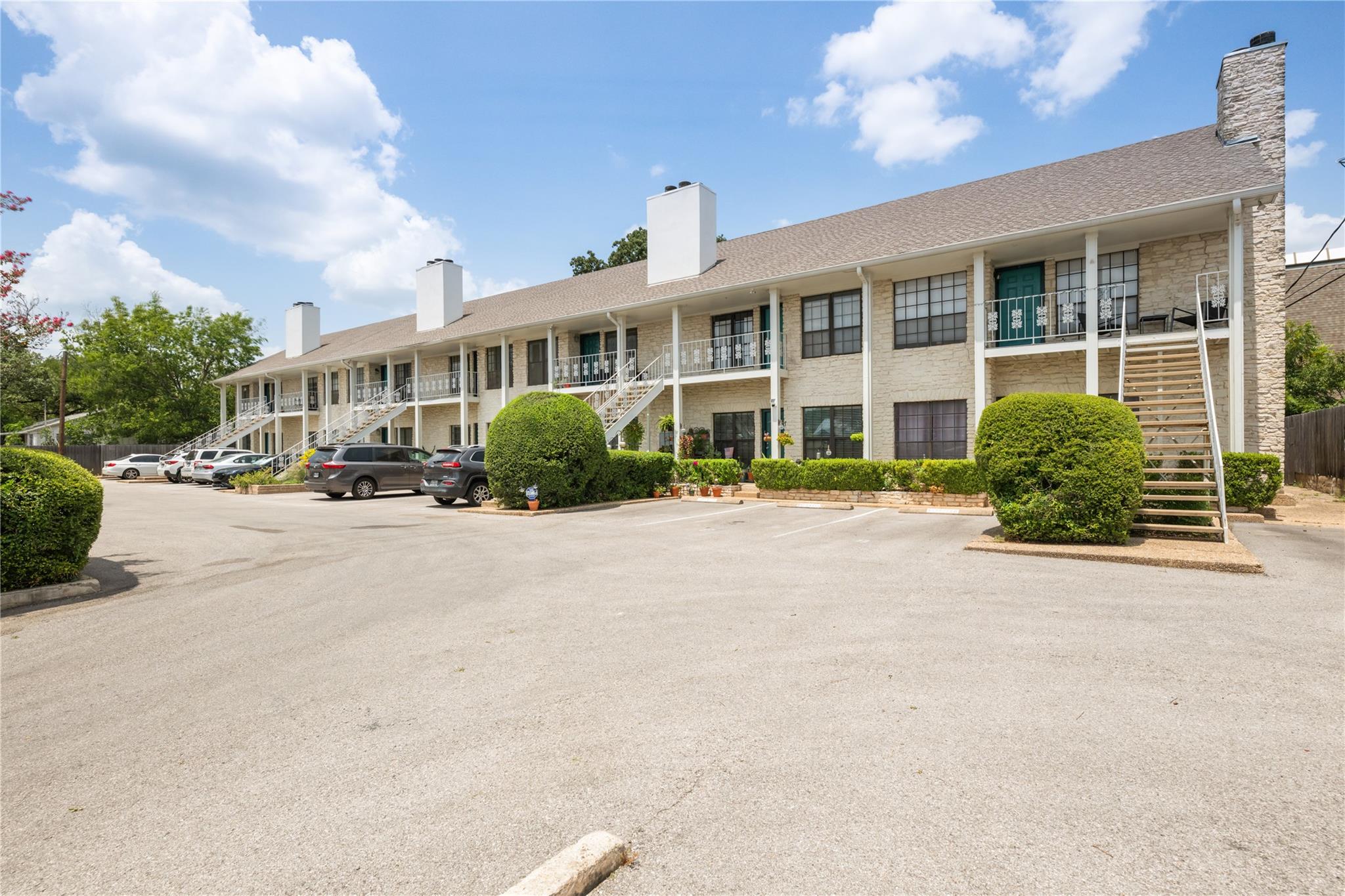 Enfield Place Condo