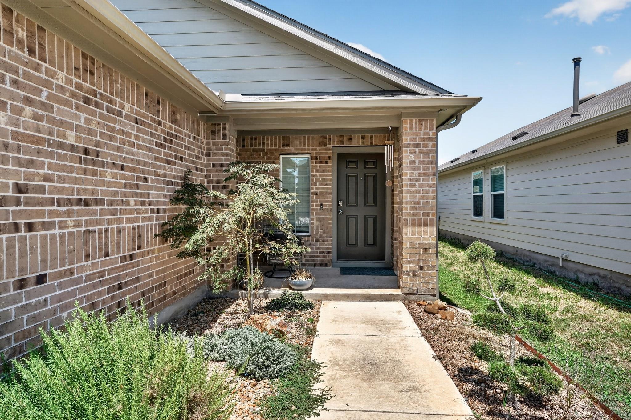 196 Harvest Creek DR, Uhland, TX 78640 photo 3