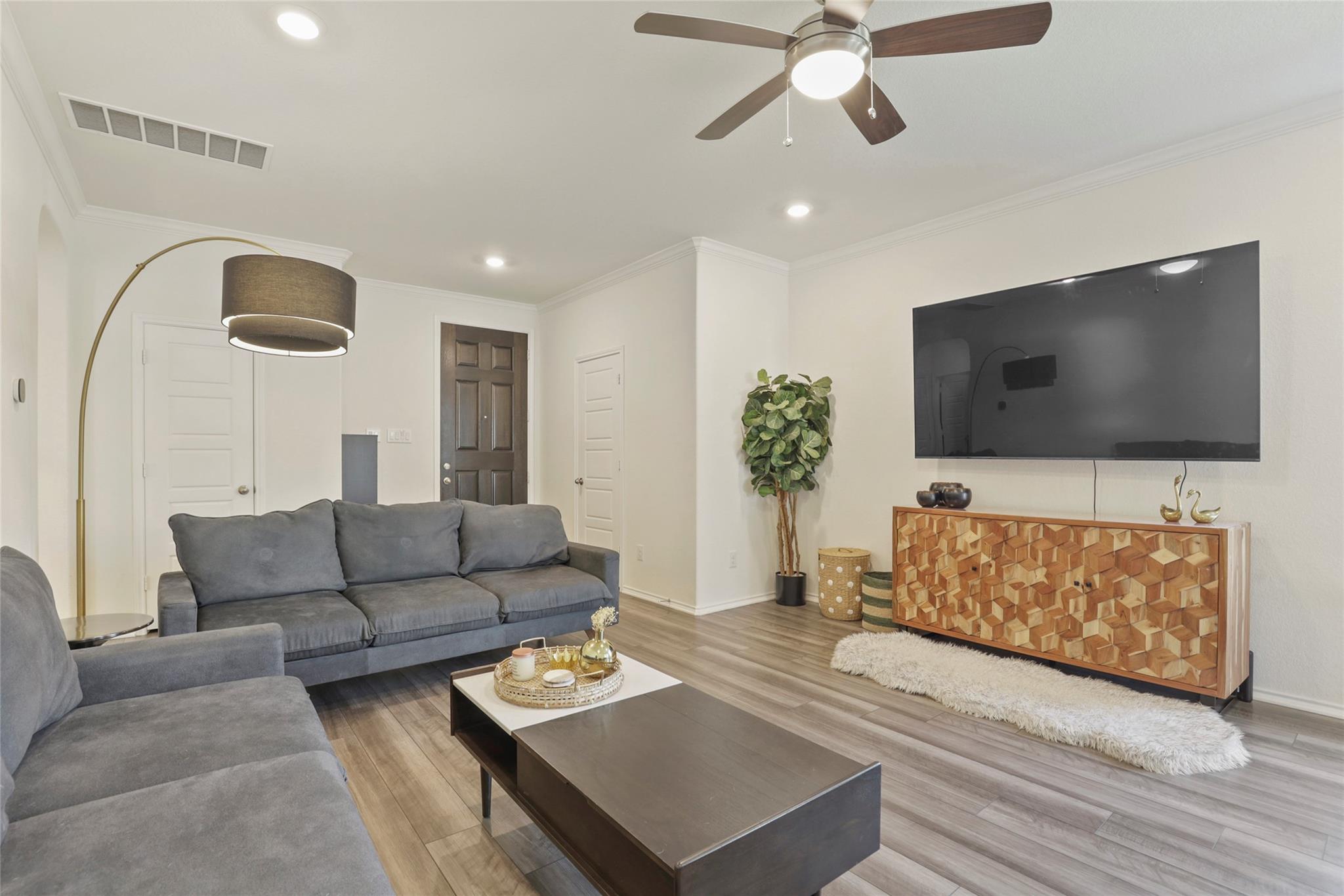 14500 Jackson Browning LN, Pflugerville, TX 78660 photo 5