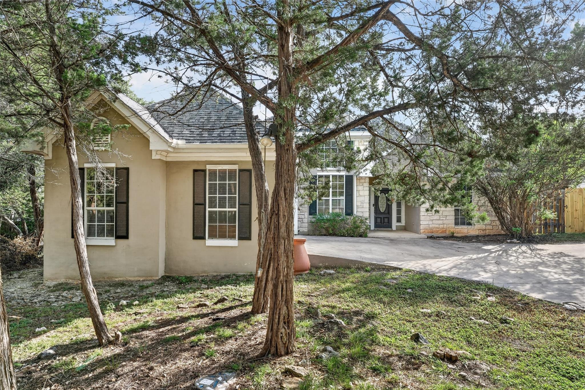 4 Cedarwood CIR, Wimberley, TX 78676 photo 2