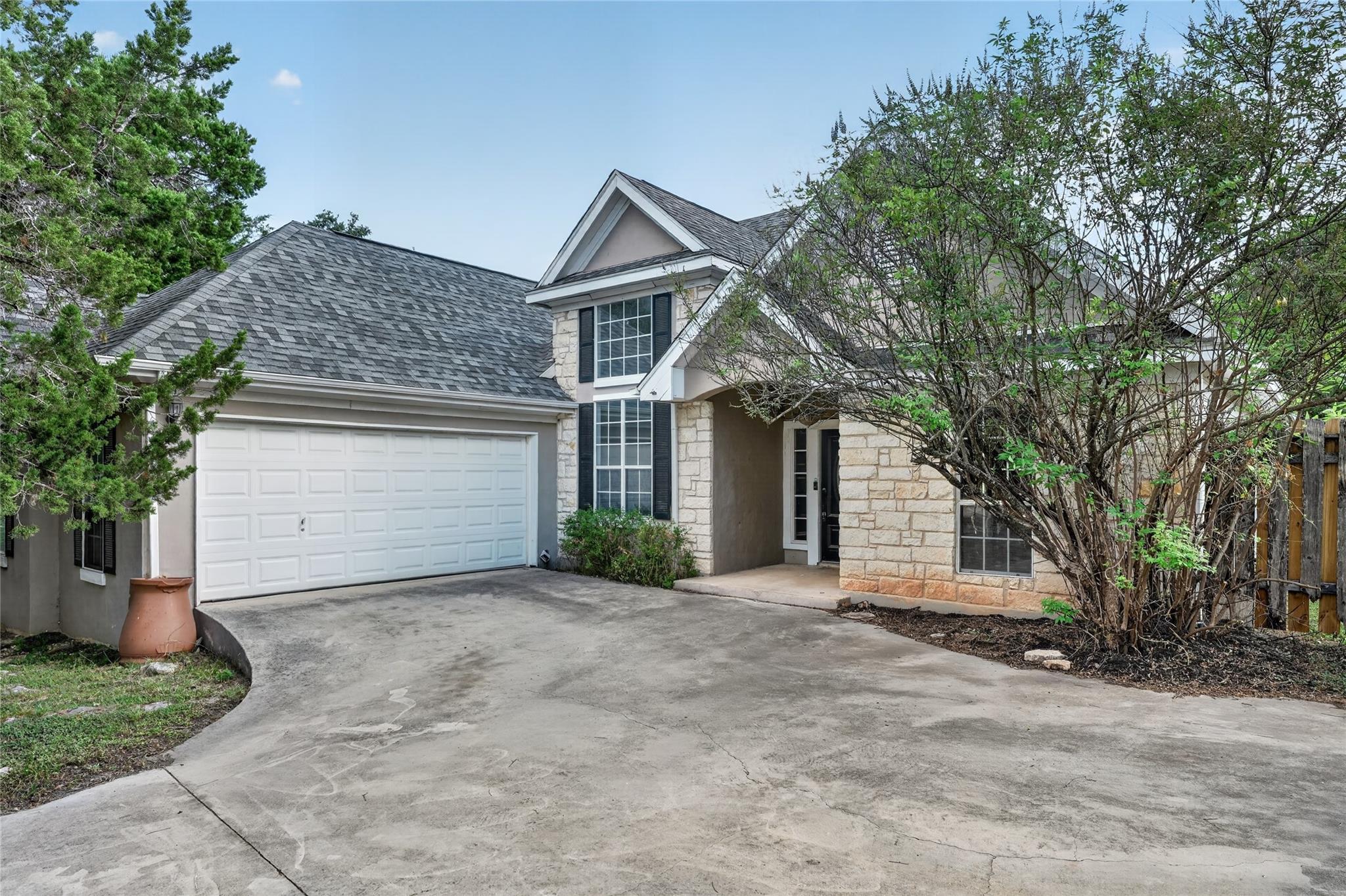 4 Cedarwood CIR, Wimberley, TX 78676 photo 3