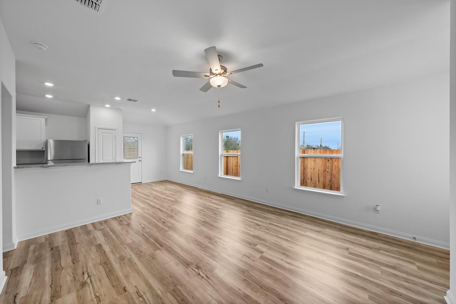 14517 Wahlbergs WAY, Elgin, TX 78621 photo 2