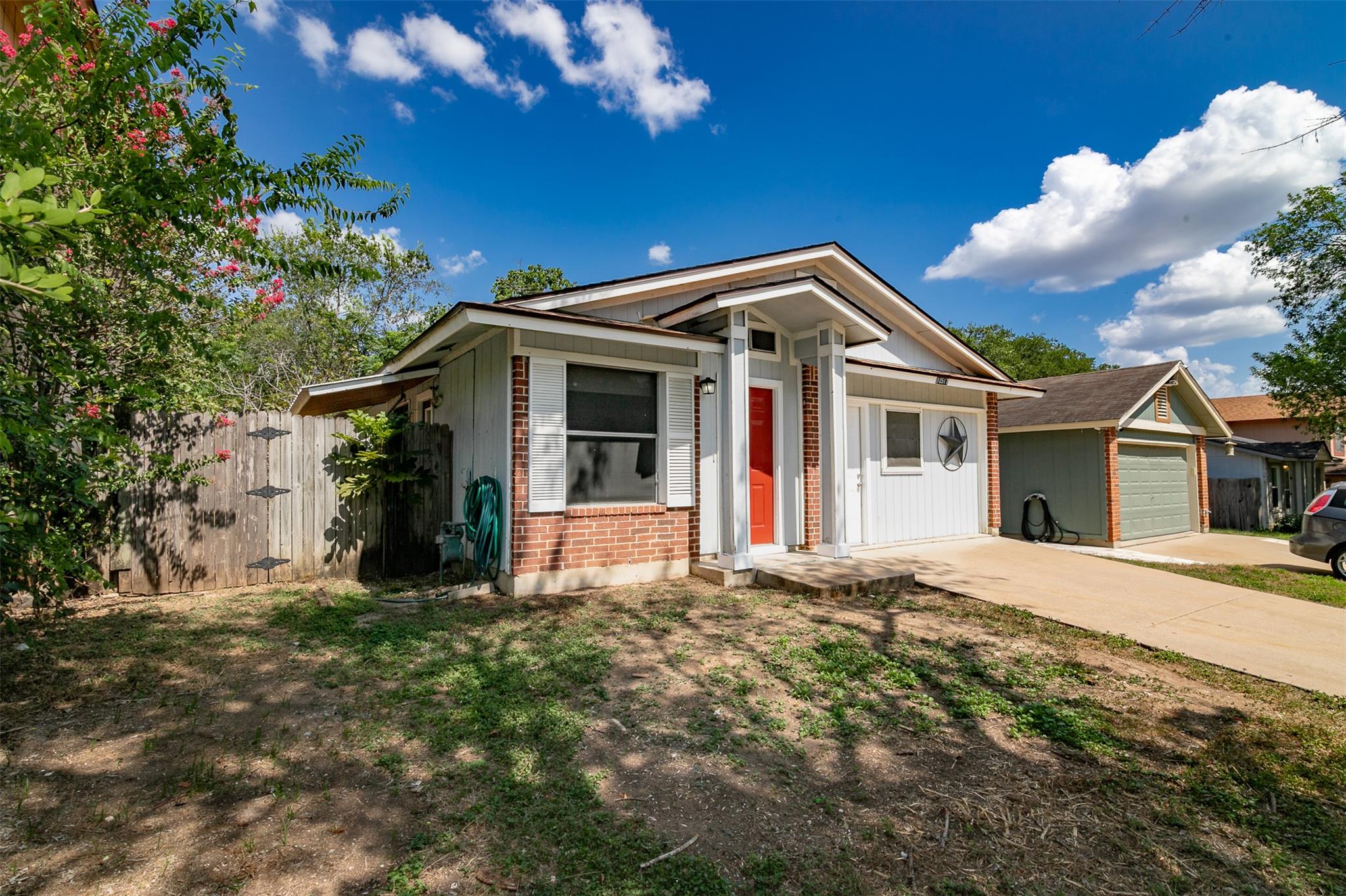 10517 ARCHDALE DR, Austin, TX 78748 photo 2