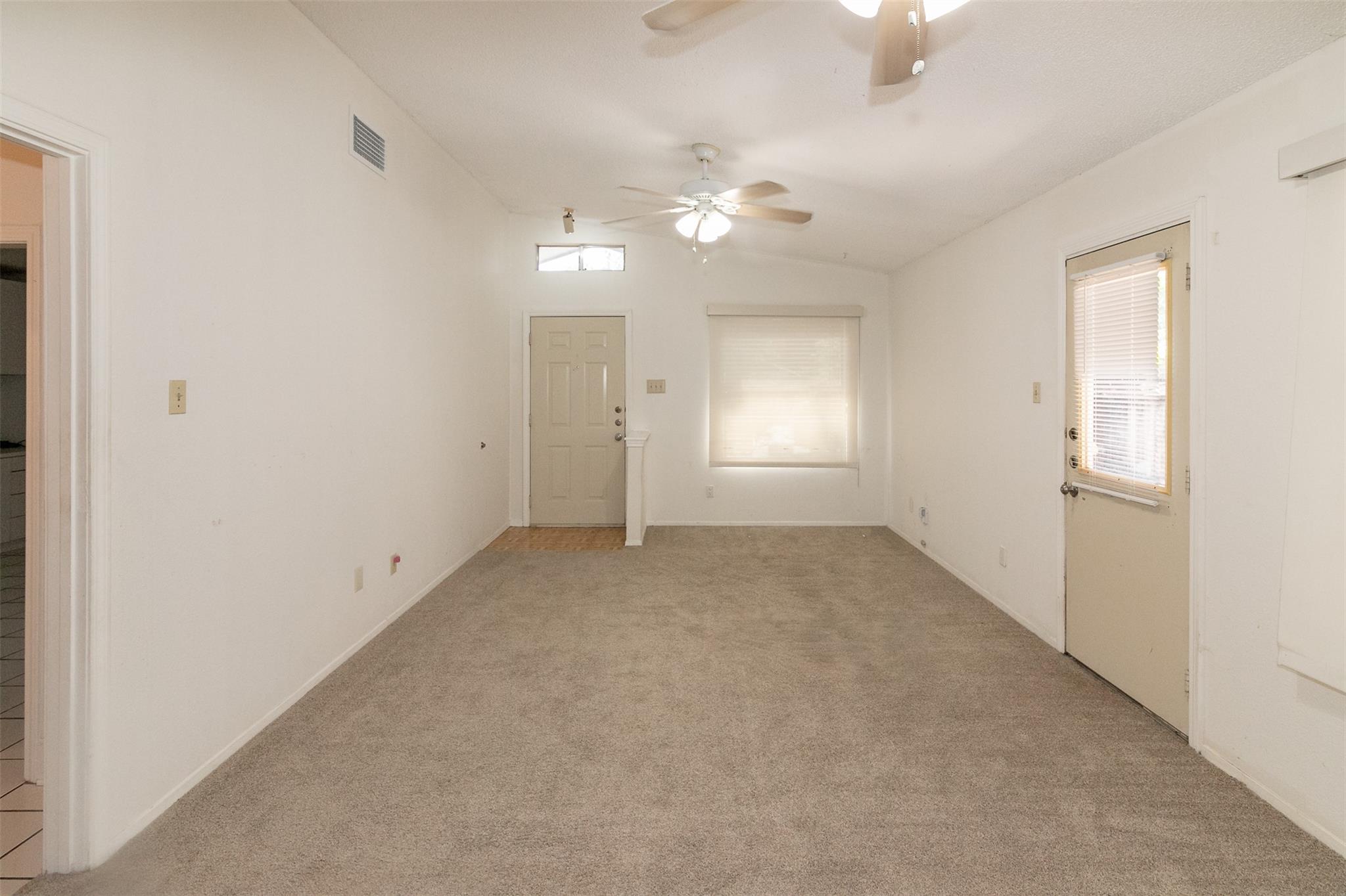 10517 ARCHDALE DR, Austin, TX 78748 photo 4