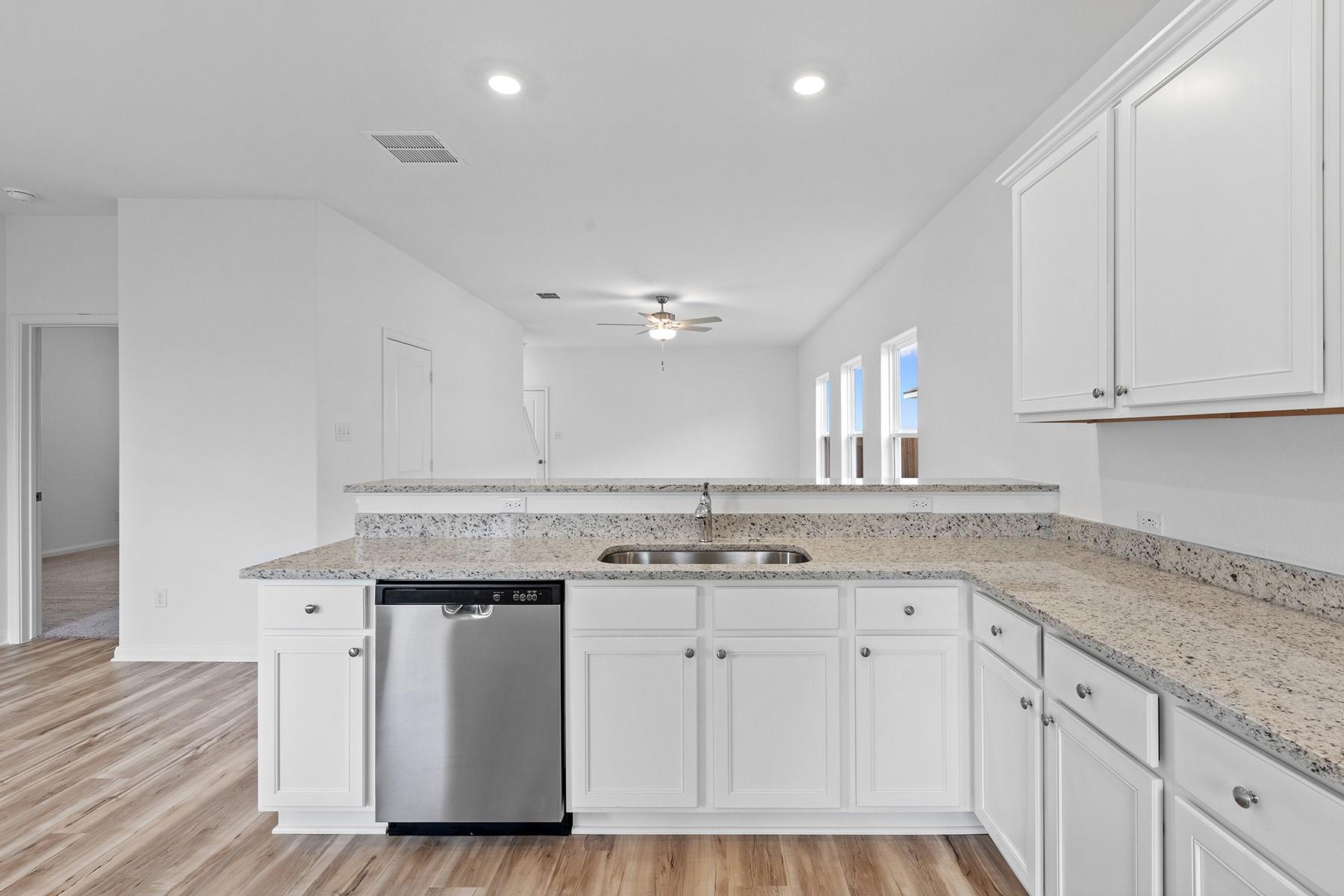 14405 Bonellis PASS, Elgin, TX 78621 photo 5