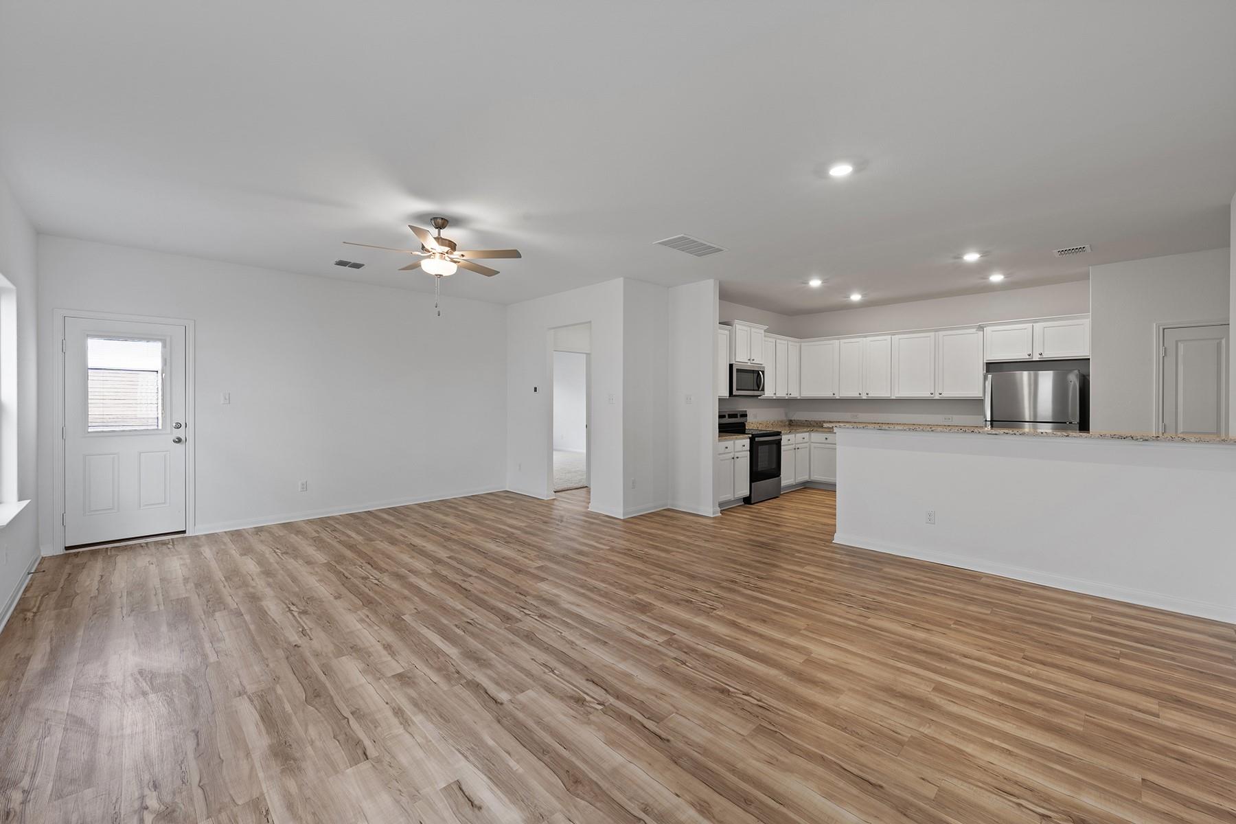 14513 Wahlbergs WAY, Elgin, TX 78621 photo 2