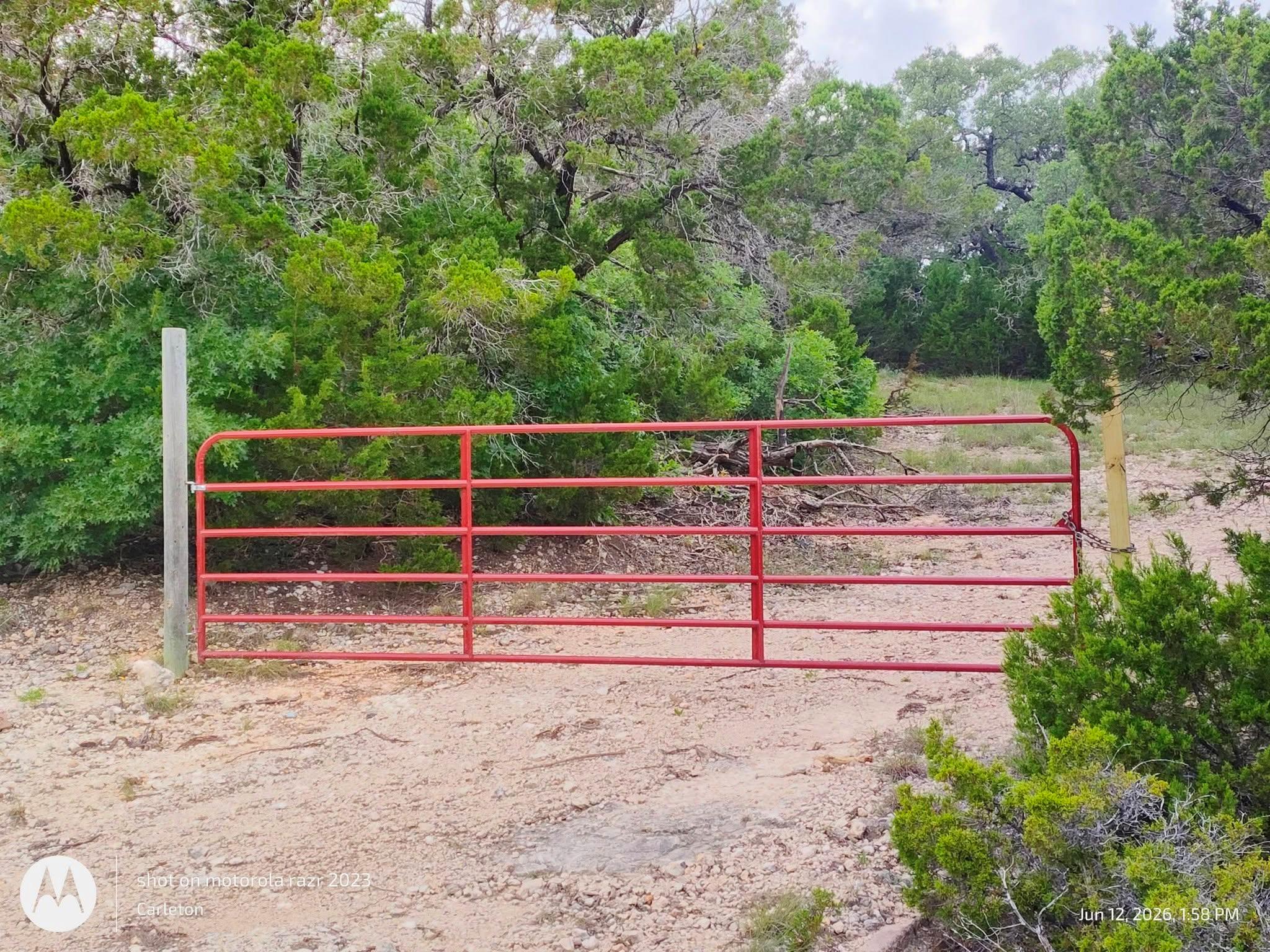 131 Spur 440, Florence, TX 76527 photo 2