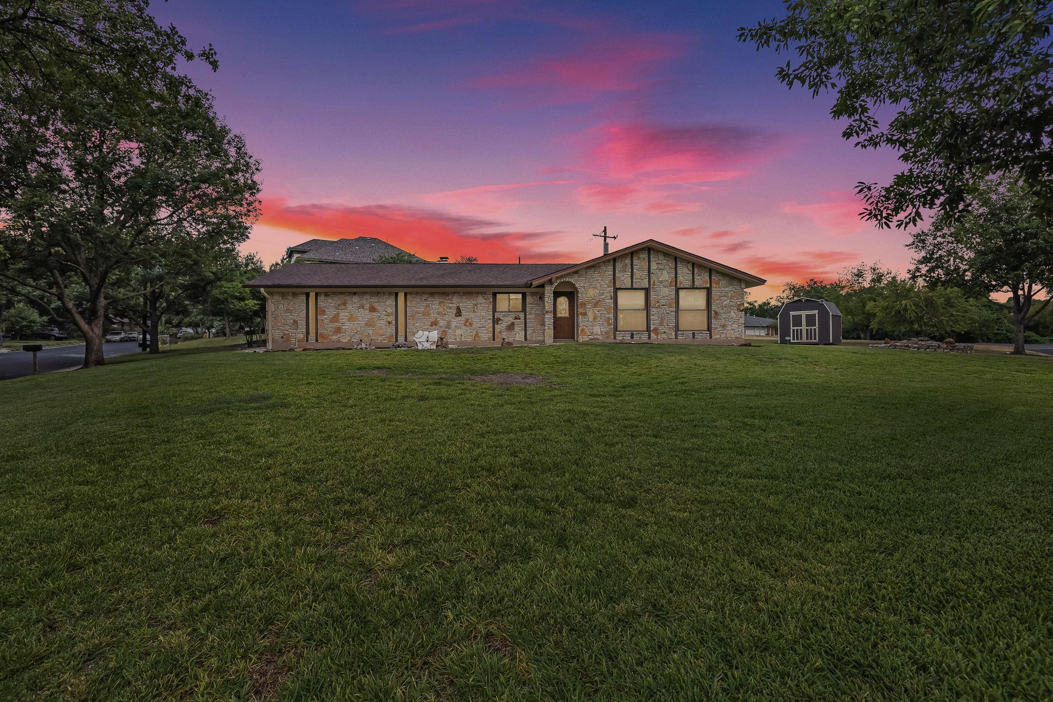 10608 Denell CIR, Austin, TX 78753 photo 4