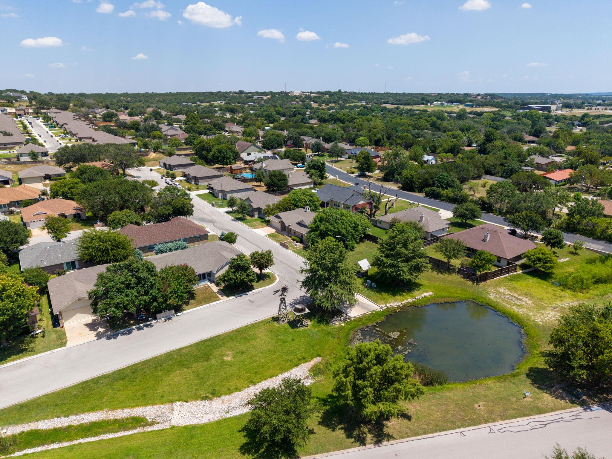 1204 Applewood DR, Burnet, TX 78611 photo 2