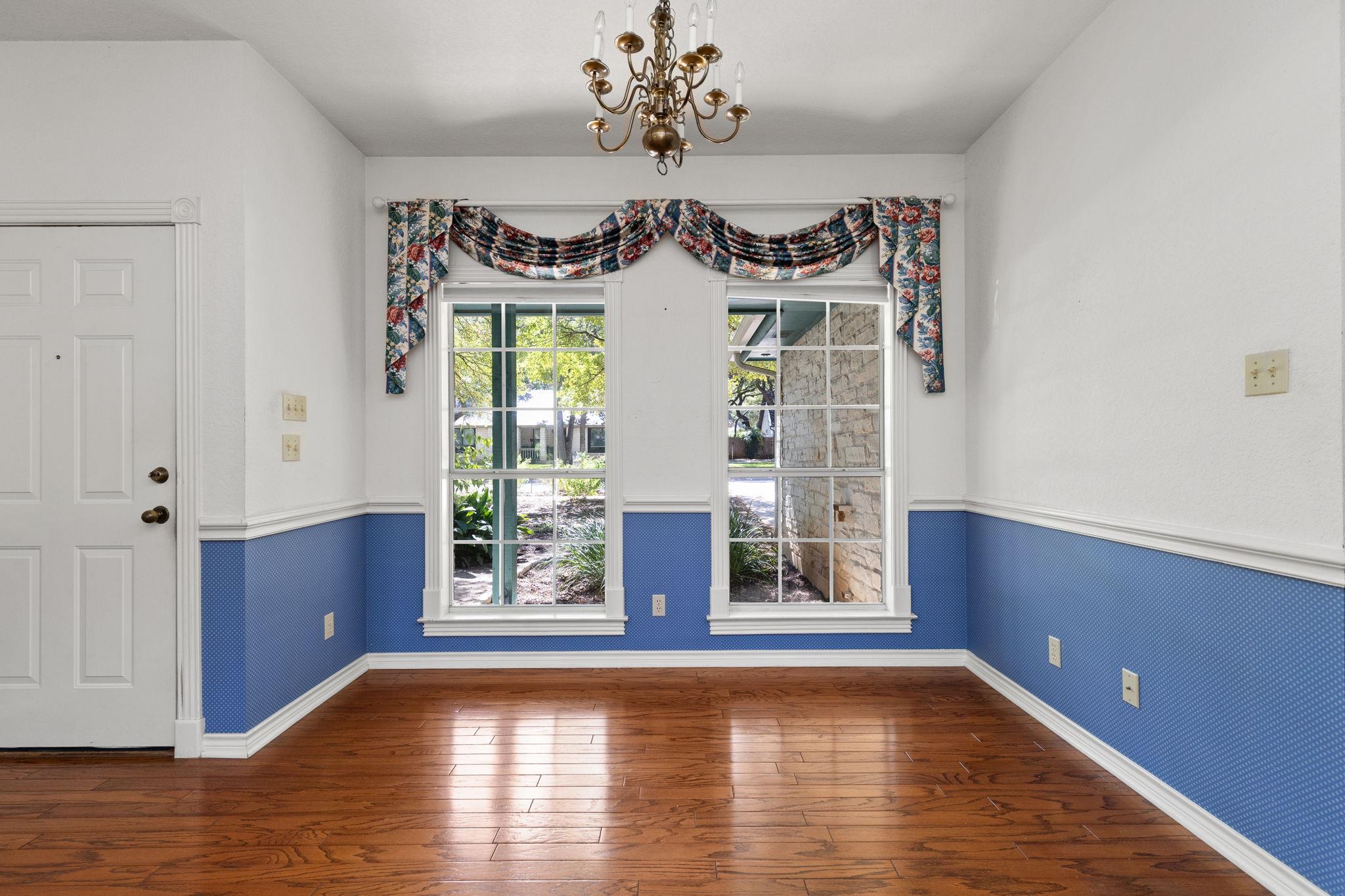 134 Canyon RD, Georgetown, TX 78628 photo 4