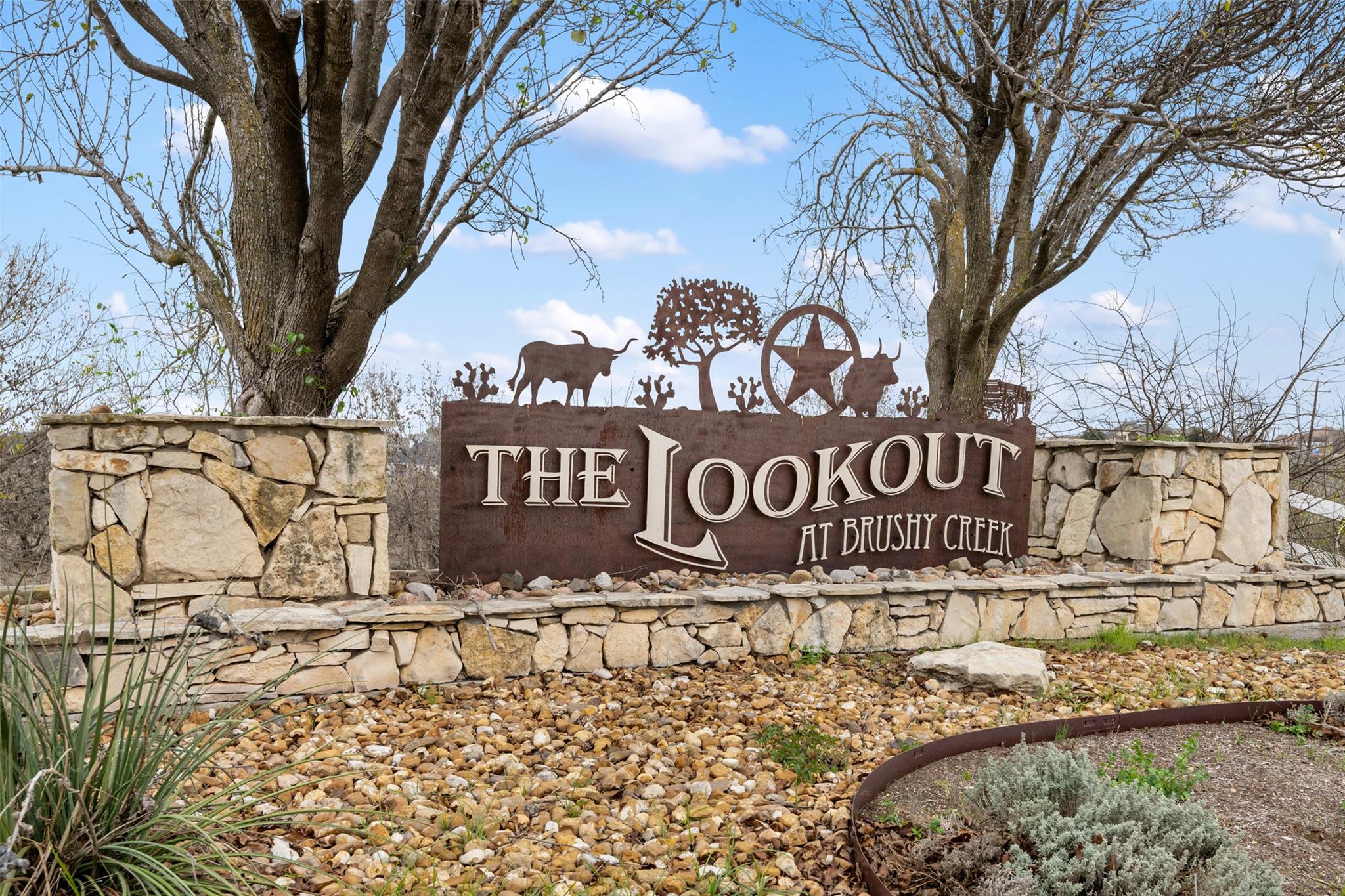 LOOKOUT AT BRUSHY CREEK
