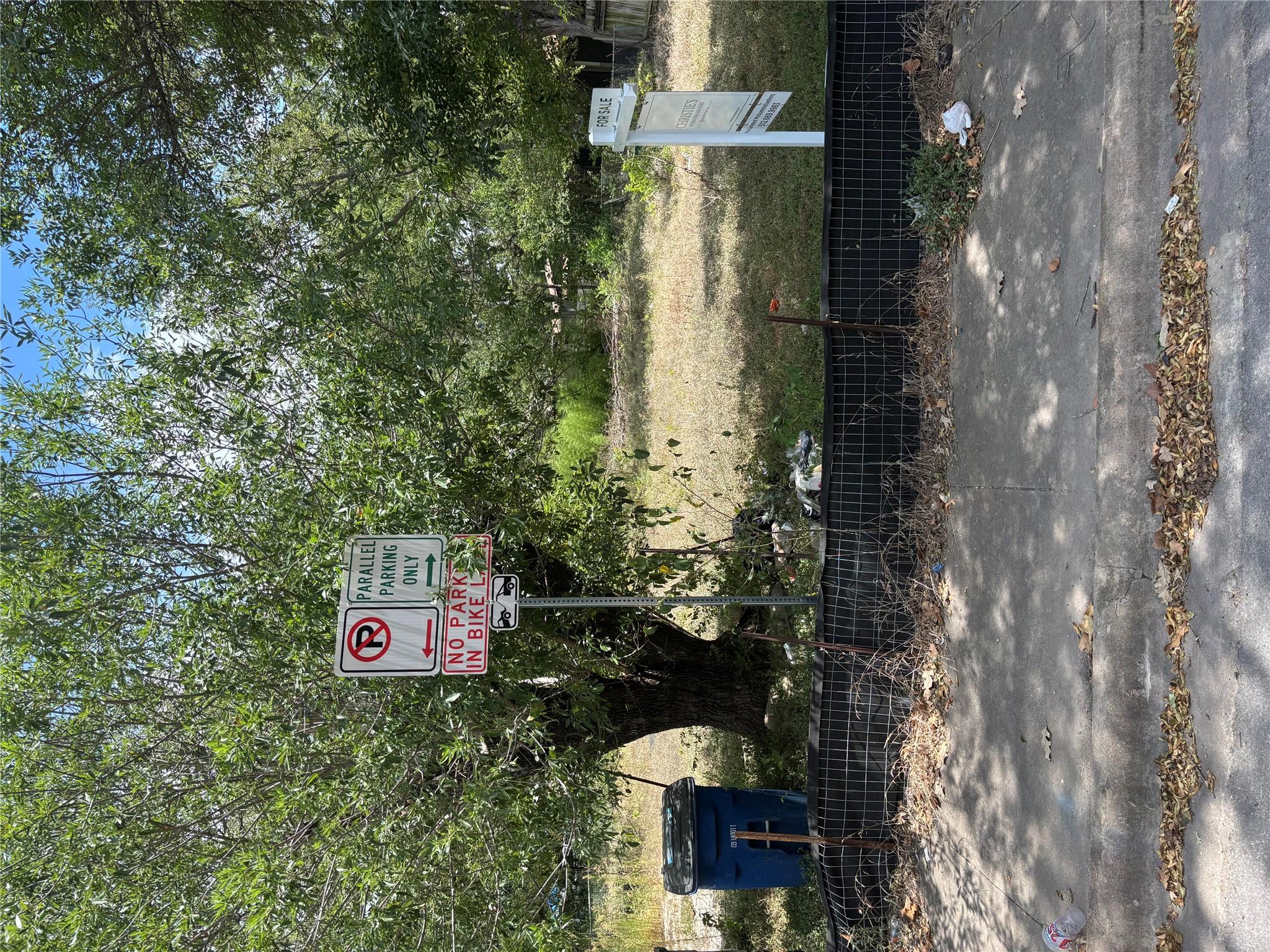 9301 Georgian DR, Austin, TX 78753 photo 2