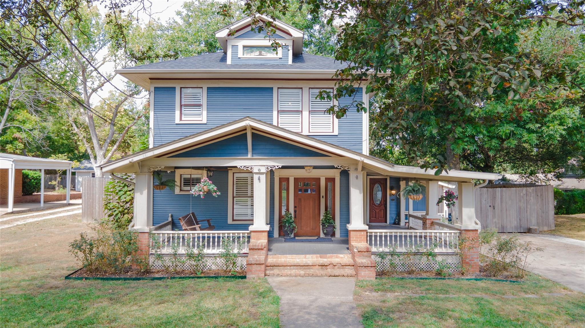 602 W Buck Street, Caldwell, TX 77836 photo 2