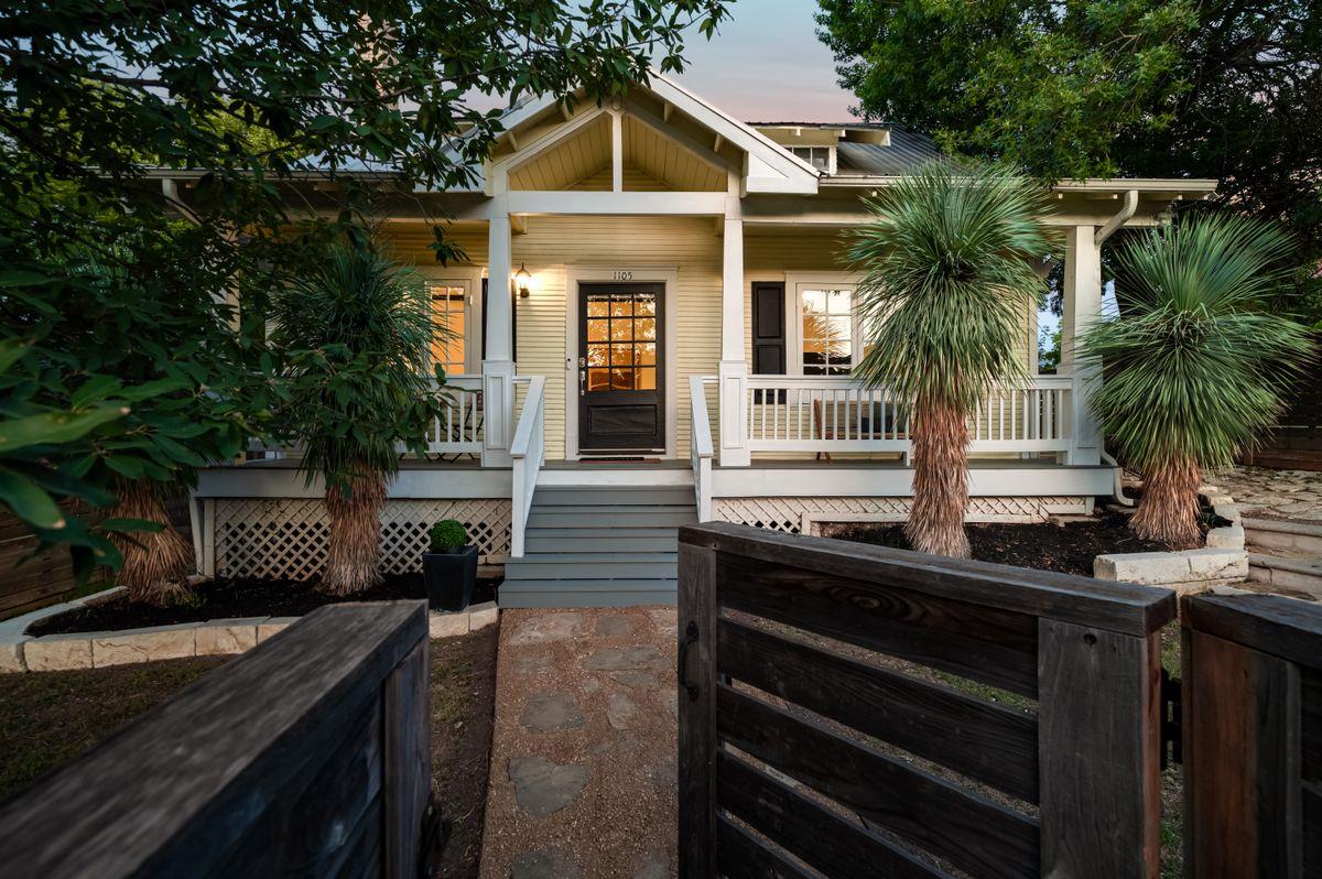 1105 Travis Heights BLVD, Austin, TX 78704 photo 2