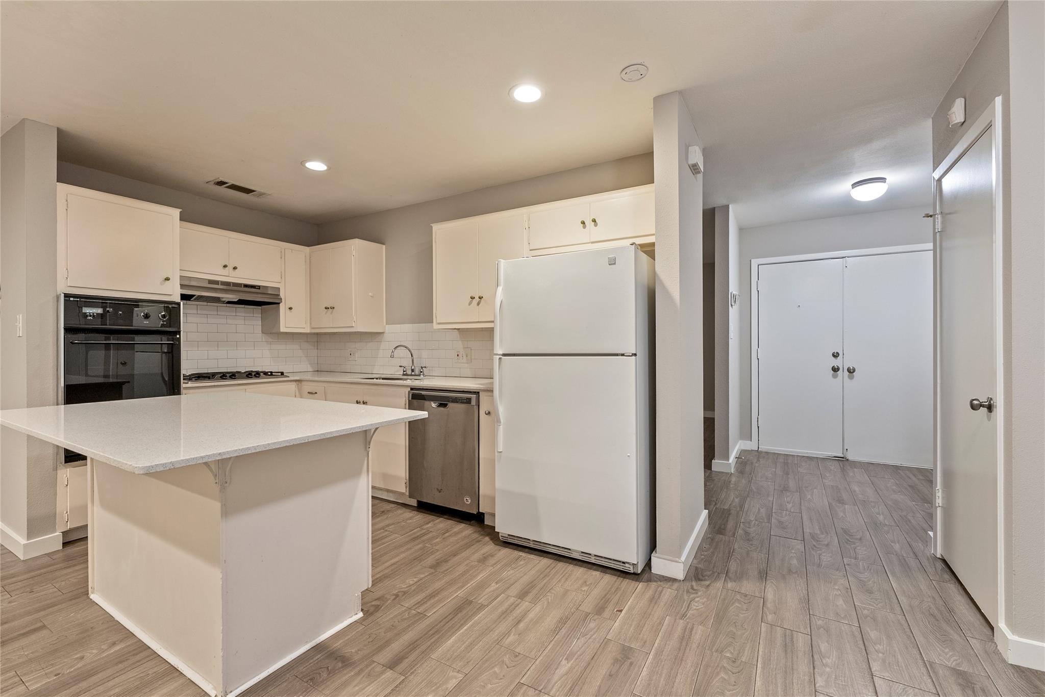7004 Bryn Mawr CV, Austin, TX 78723 photo 2