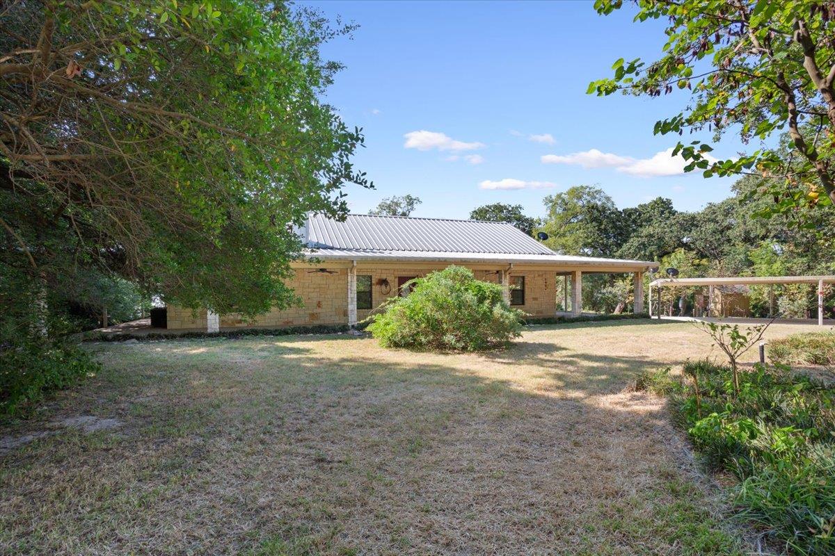 860 Lcr 794, Groesbeck, TX 76642 photo 2