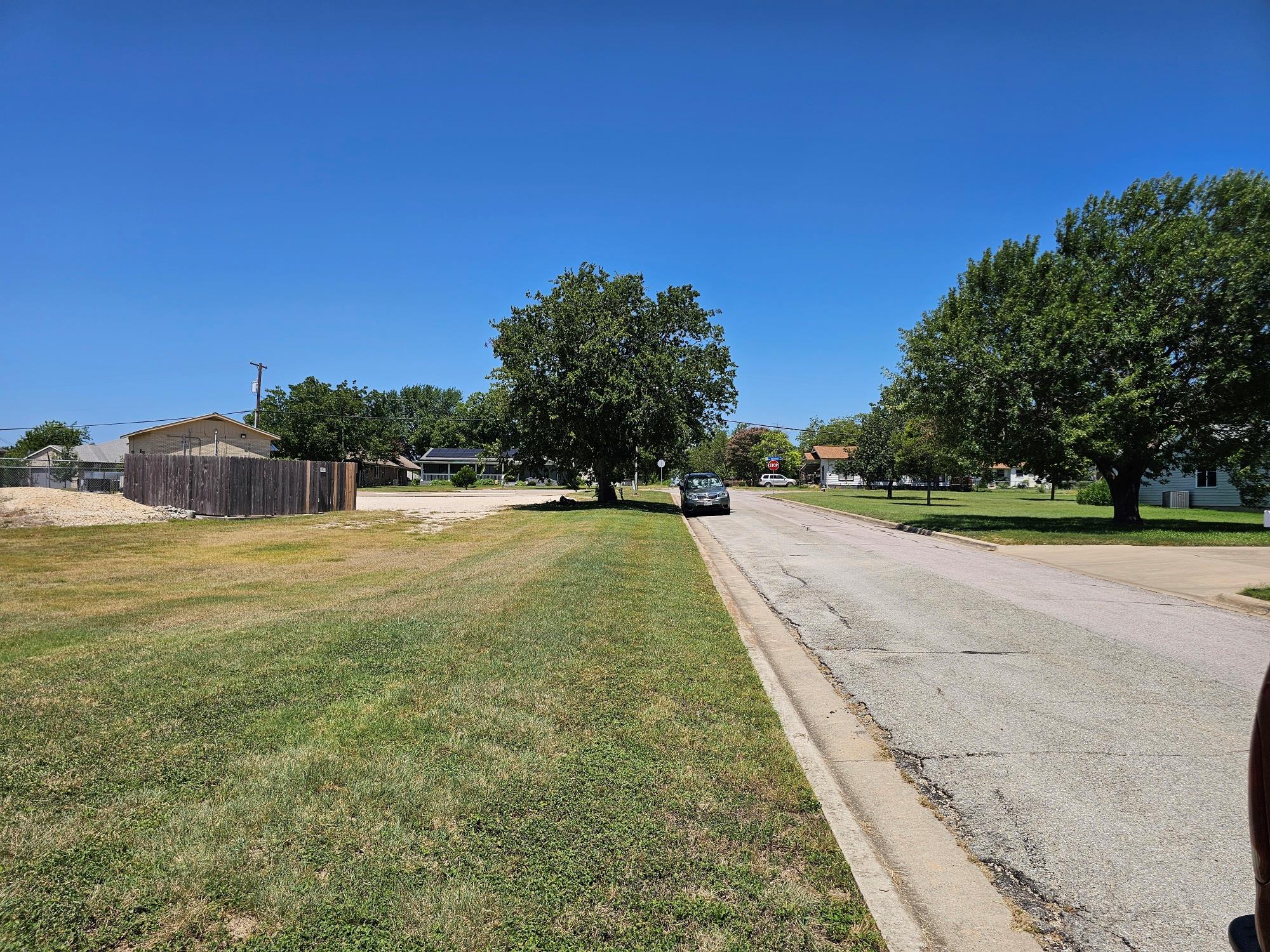 603 Railroad Ave, Pflugerville, TX 78660 photo 4