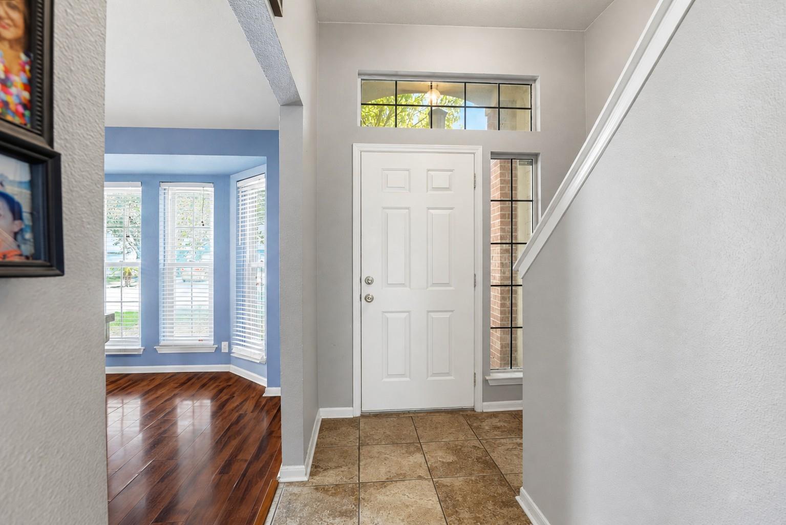 216 Sunshadow DR, Lockhart, TX 78644 photo 2