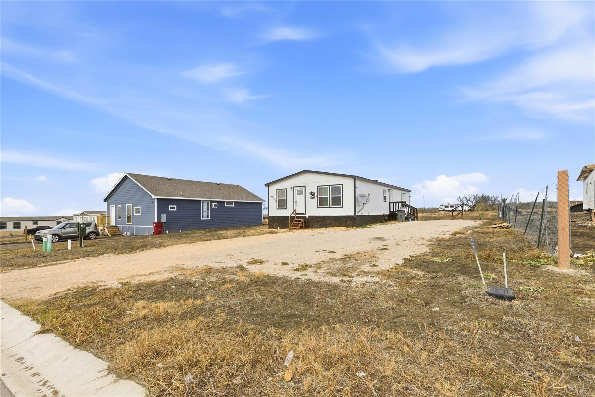 279 Pajarilla PASS, Del Valle, TX 78617 photo 4