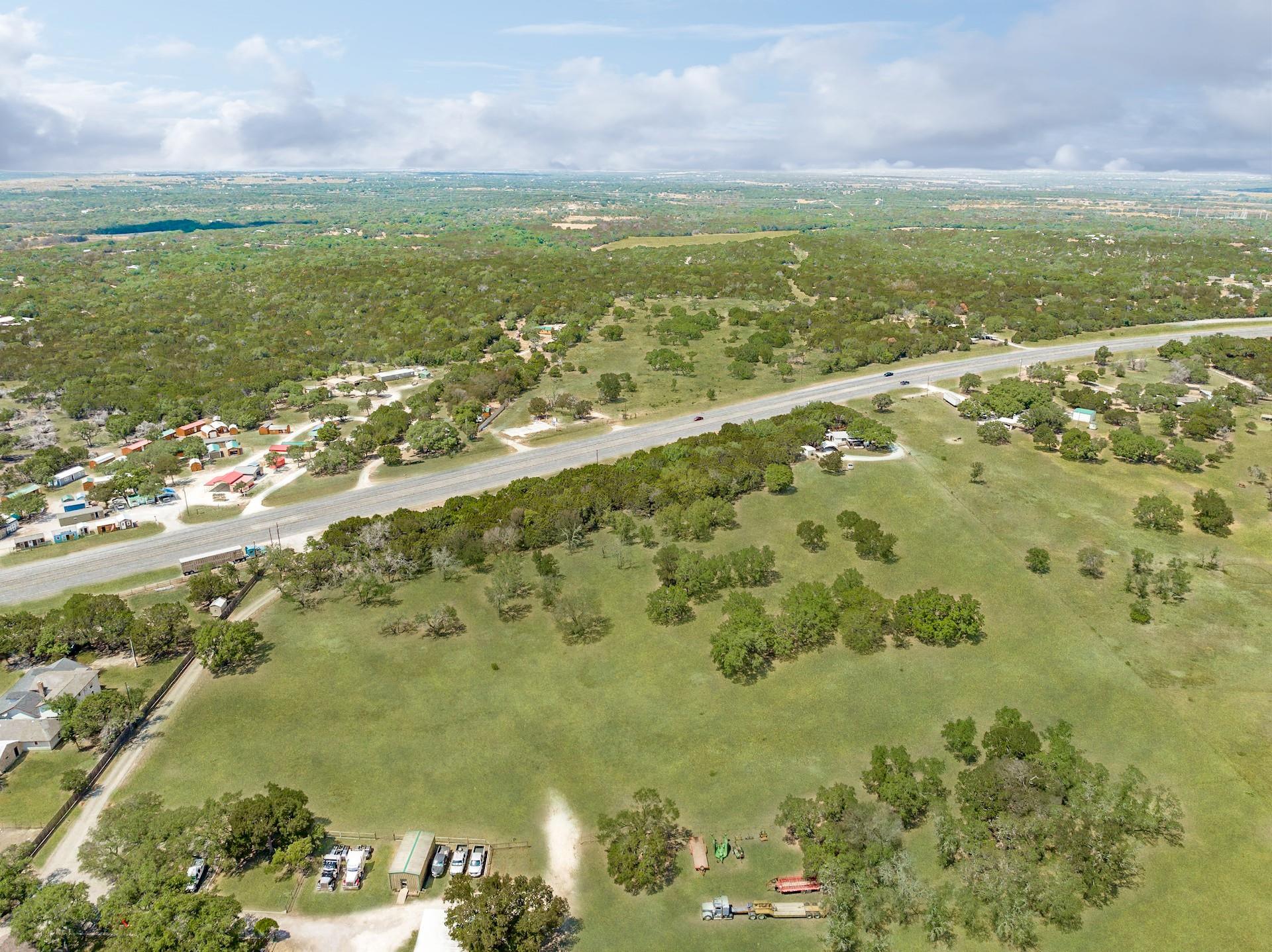 8270 US Highway 190, Lampasas, TX 76550 photo 4