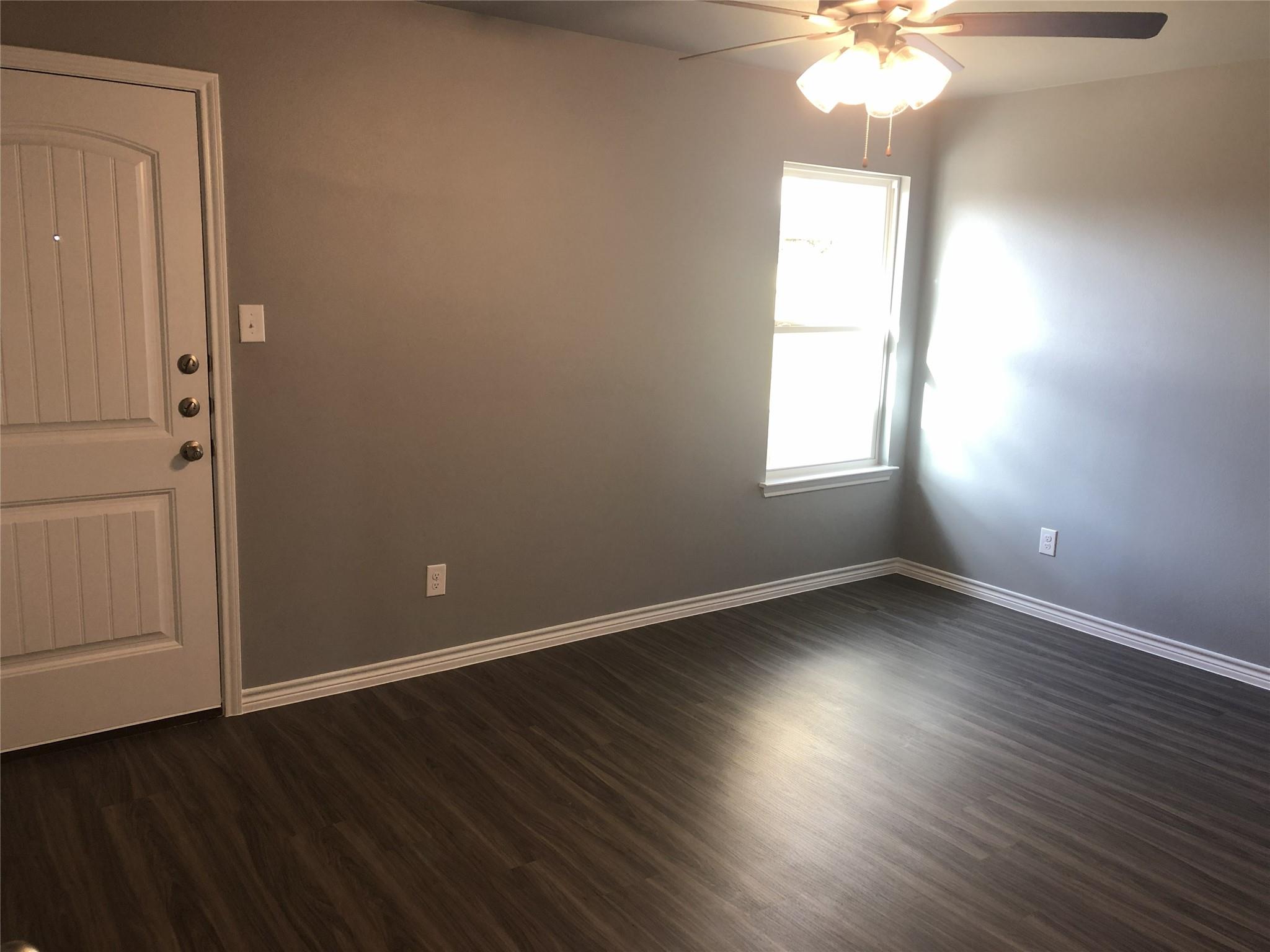 1818 Castroville TRL, Copperas Cove, TX 76522 photo 5