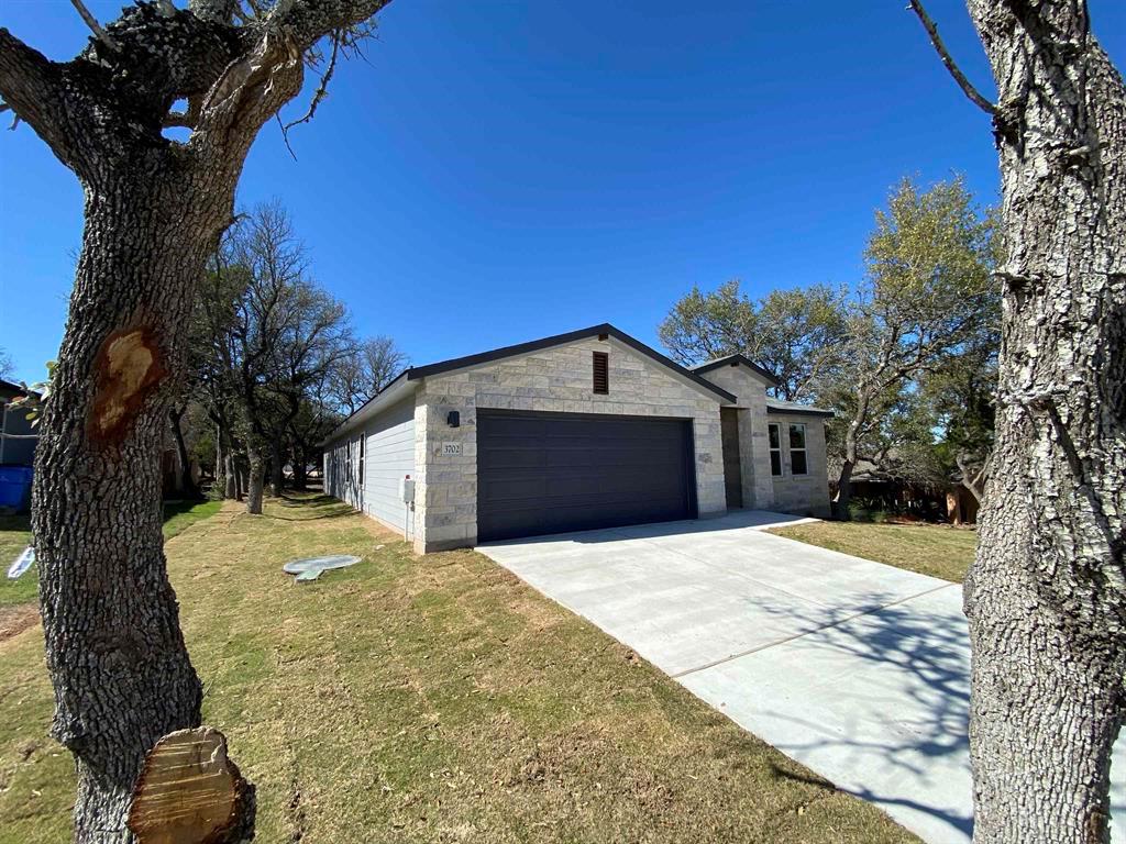 3702 Austin CV, Lago Vista, TX 78645 photo 2