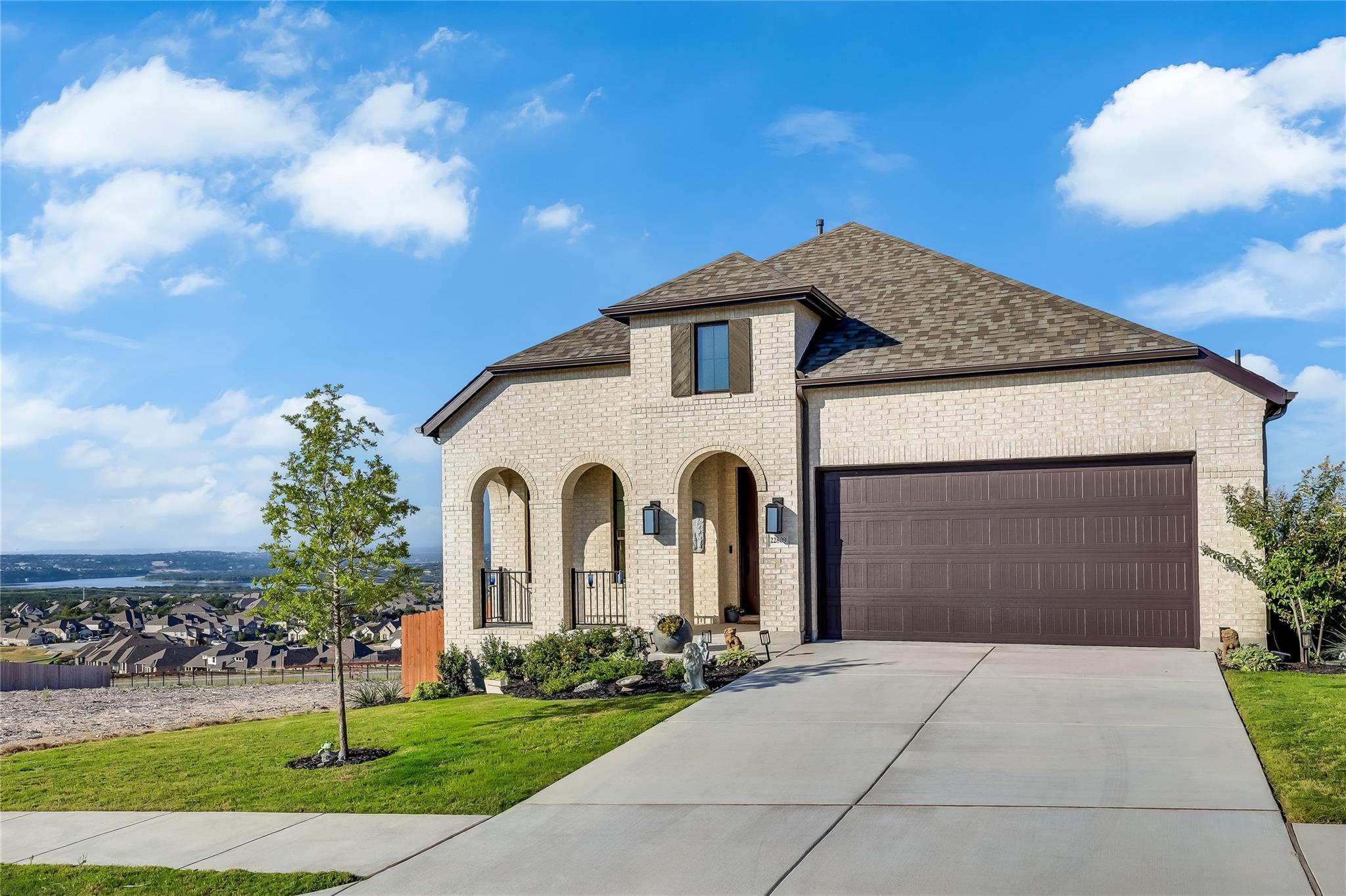 22809 Golden Daisy LN, Lago Vista, TX 78645 photo 2
