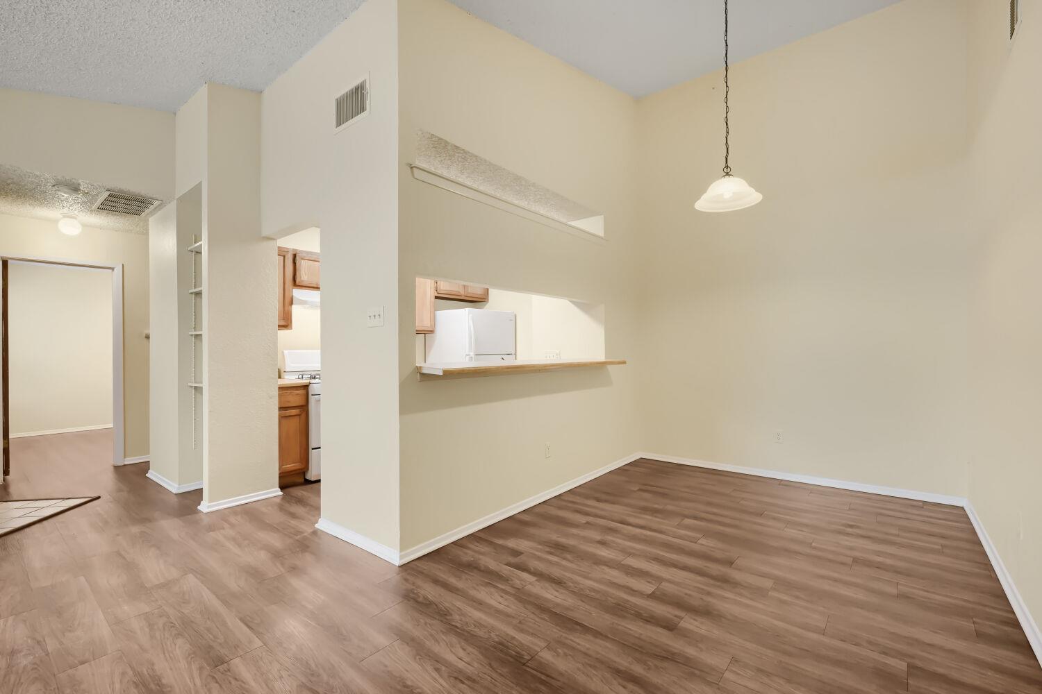 740 Simonetti DR #A, Austin, TX 78748 photo 5