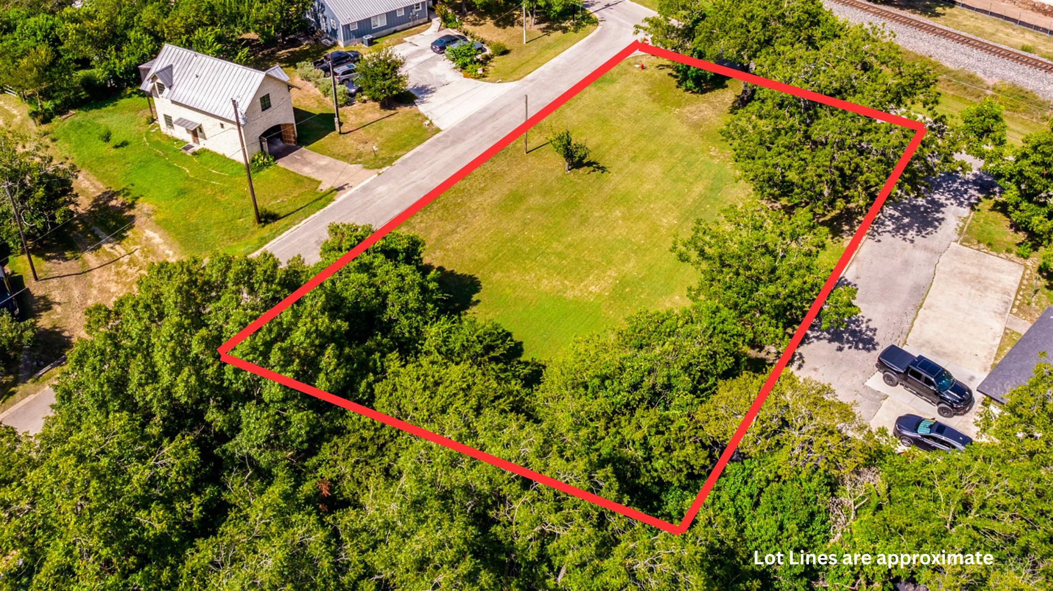 301 Railroad ST, Buda, TX 78610 photo 2