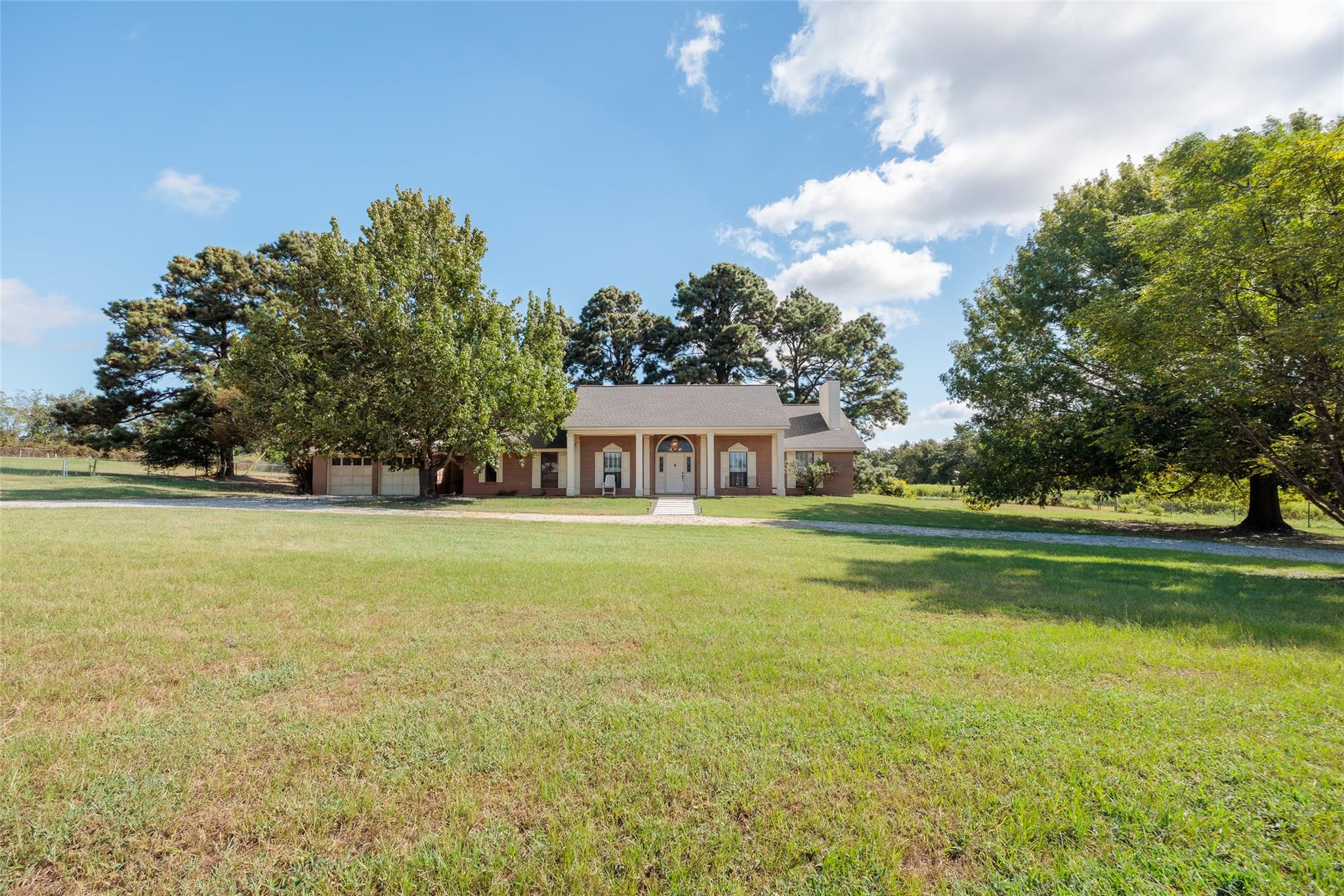 161 County Road 441, Thorndale, TX 76577 photo 3
