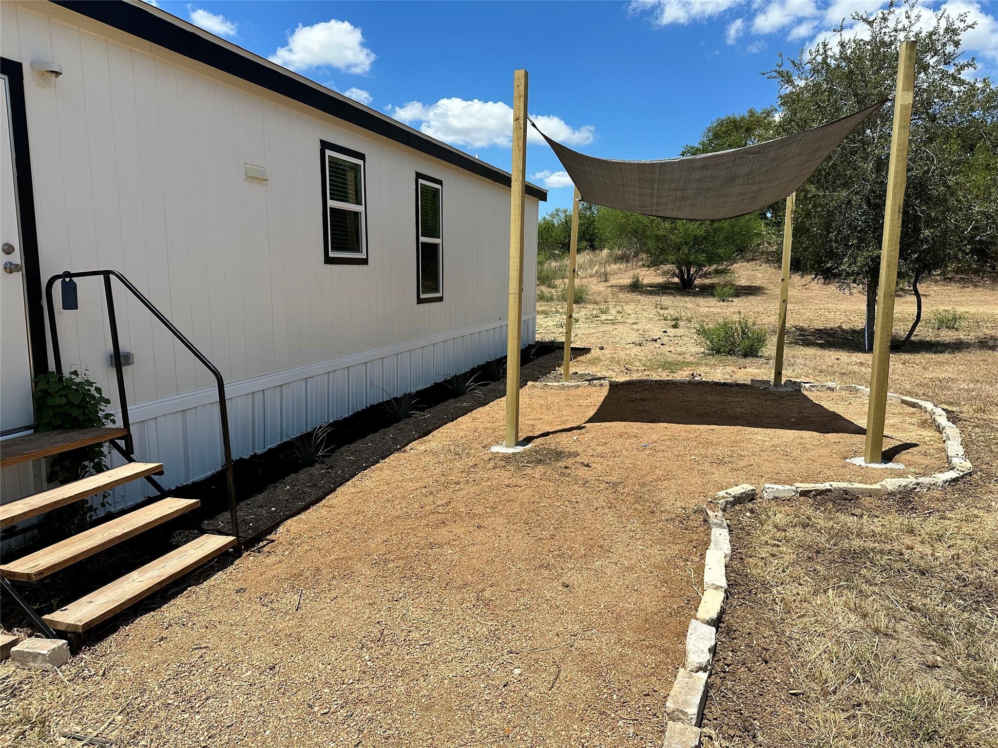 30 Tower Rd RD, Lockhart, TX 78644 photo 2