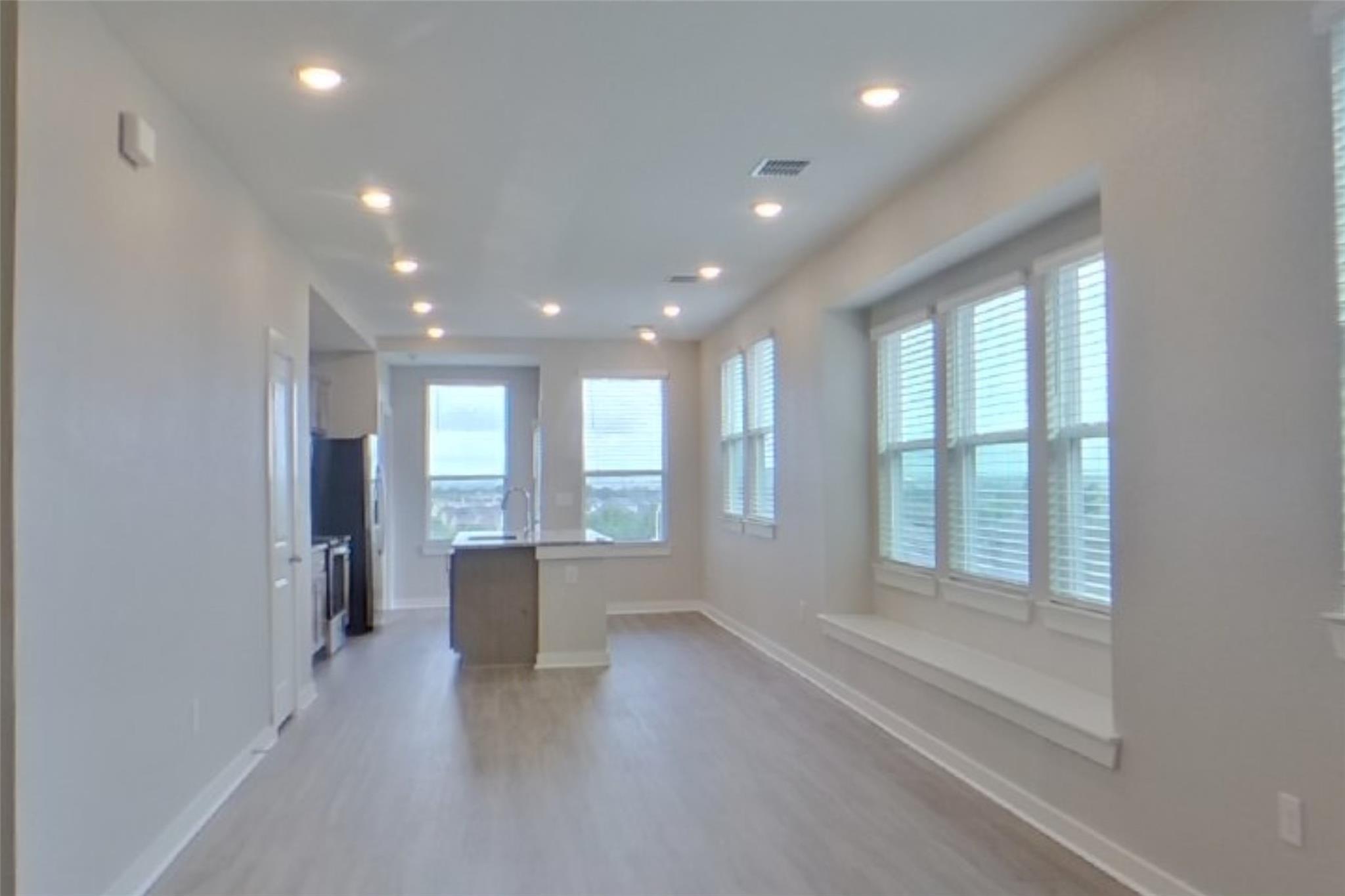 445 Raglands RD, Leander, TX 78641 photo 4
