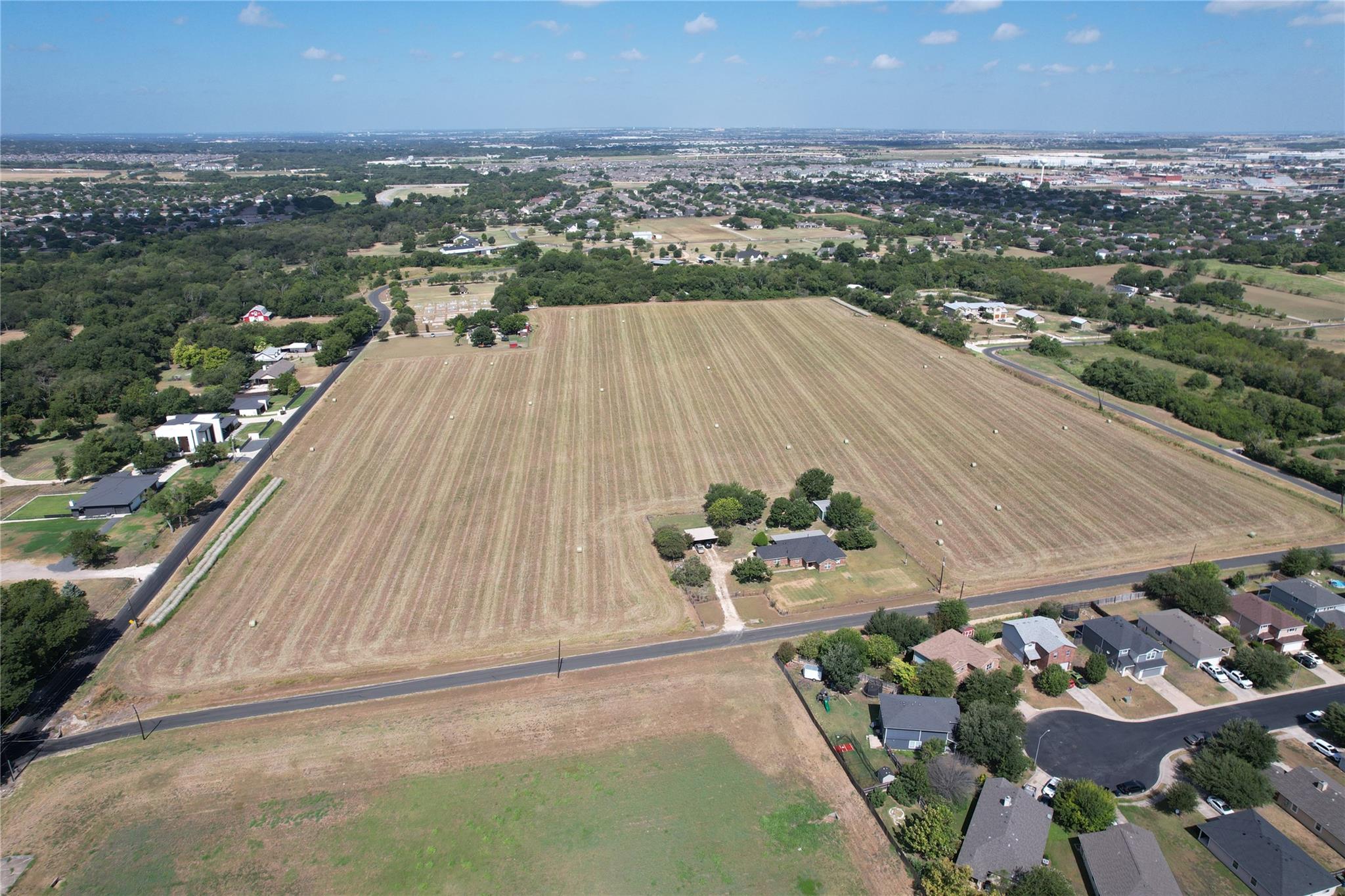 CR 135 @ Coyote Trail County Road 135 RD, Hutto, TX 78634 photo 2