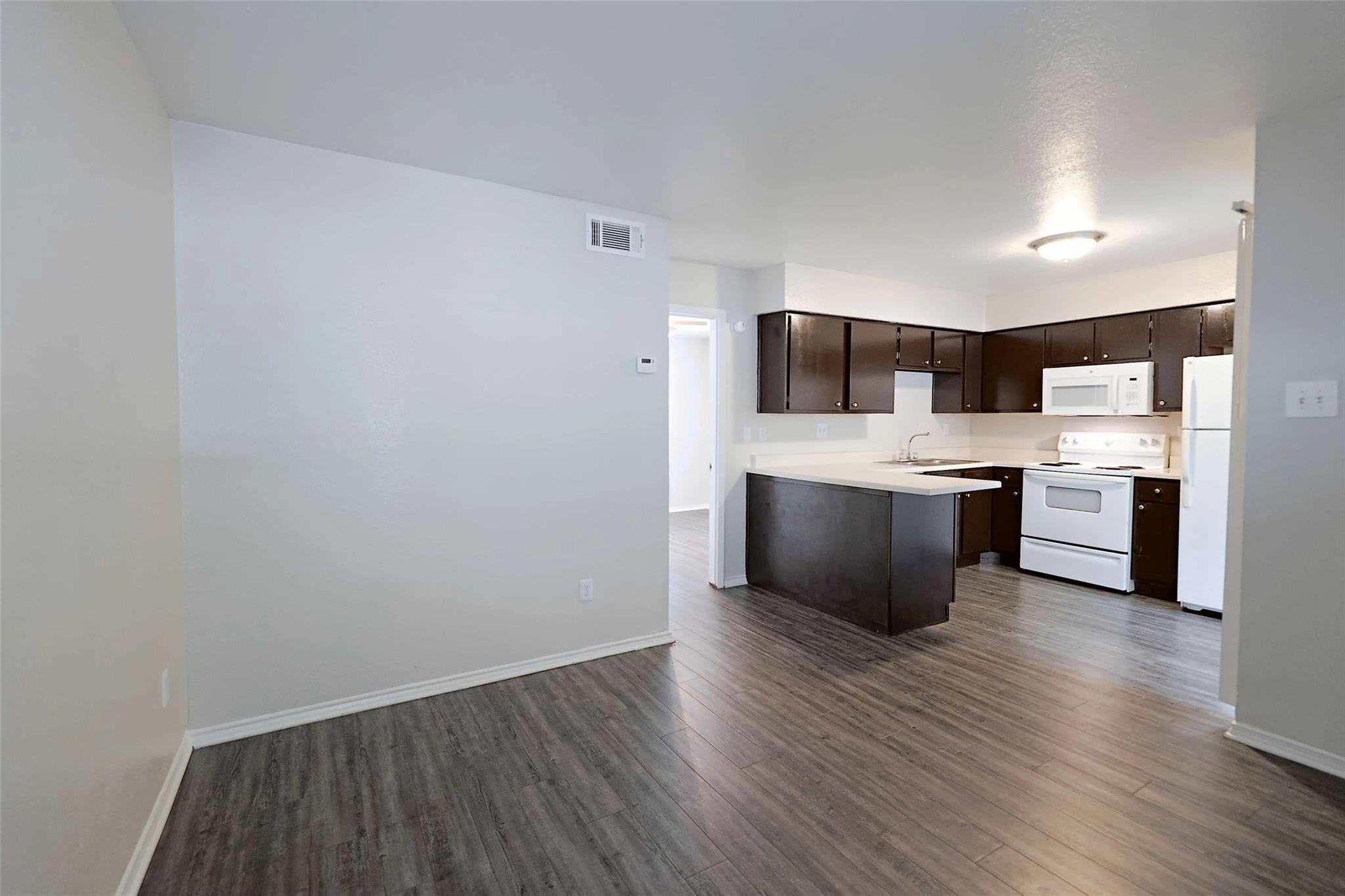 2809 William Cannon DR #E201, Austin, TX 78745 photo 4