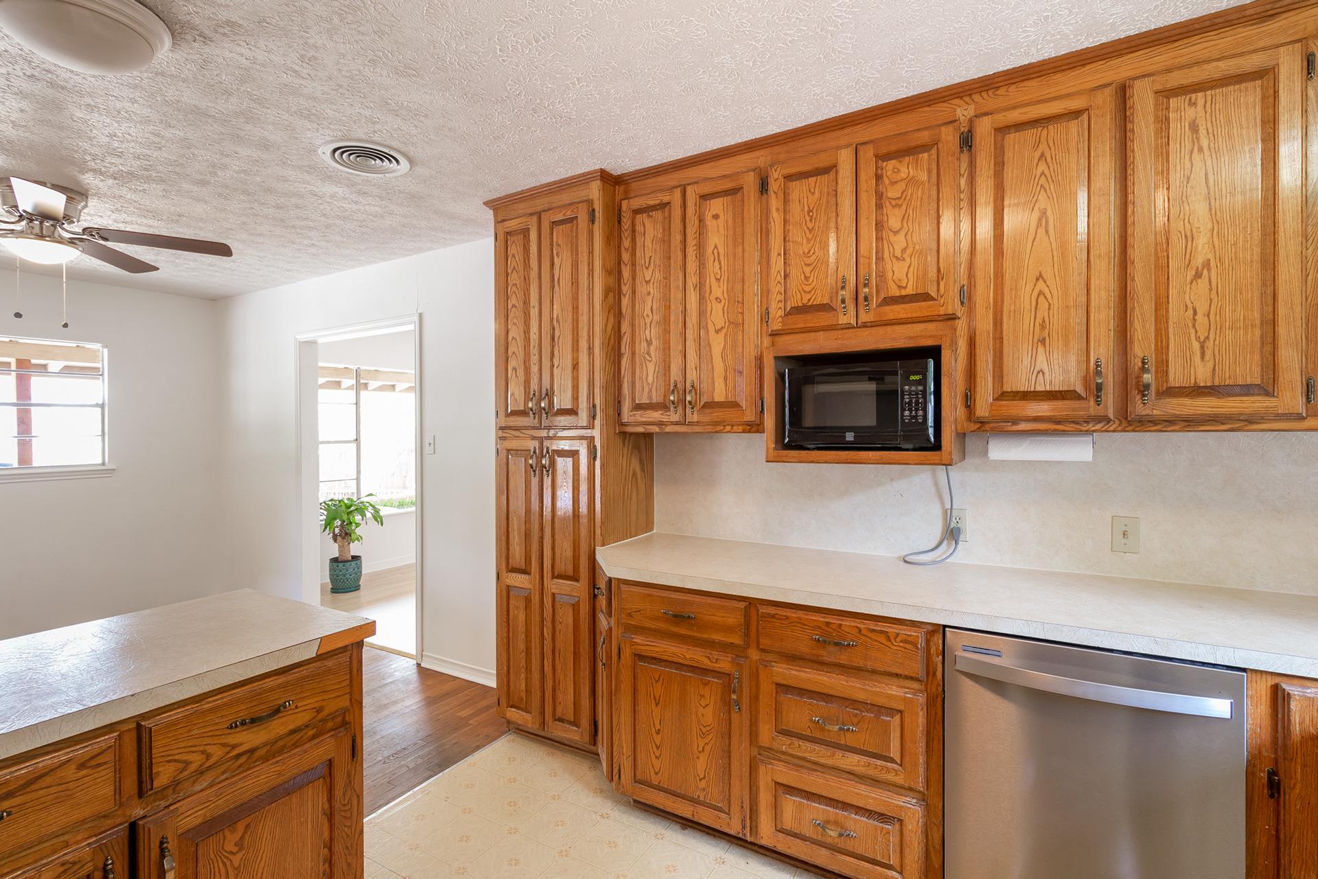 2305 Westforest DR #A, Austin, TX 78704 photo 5