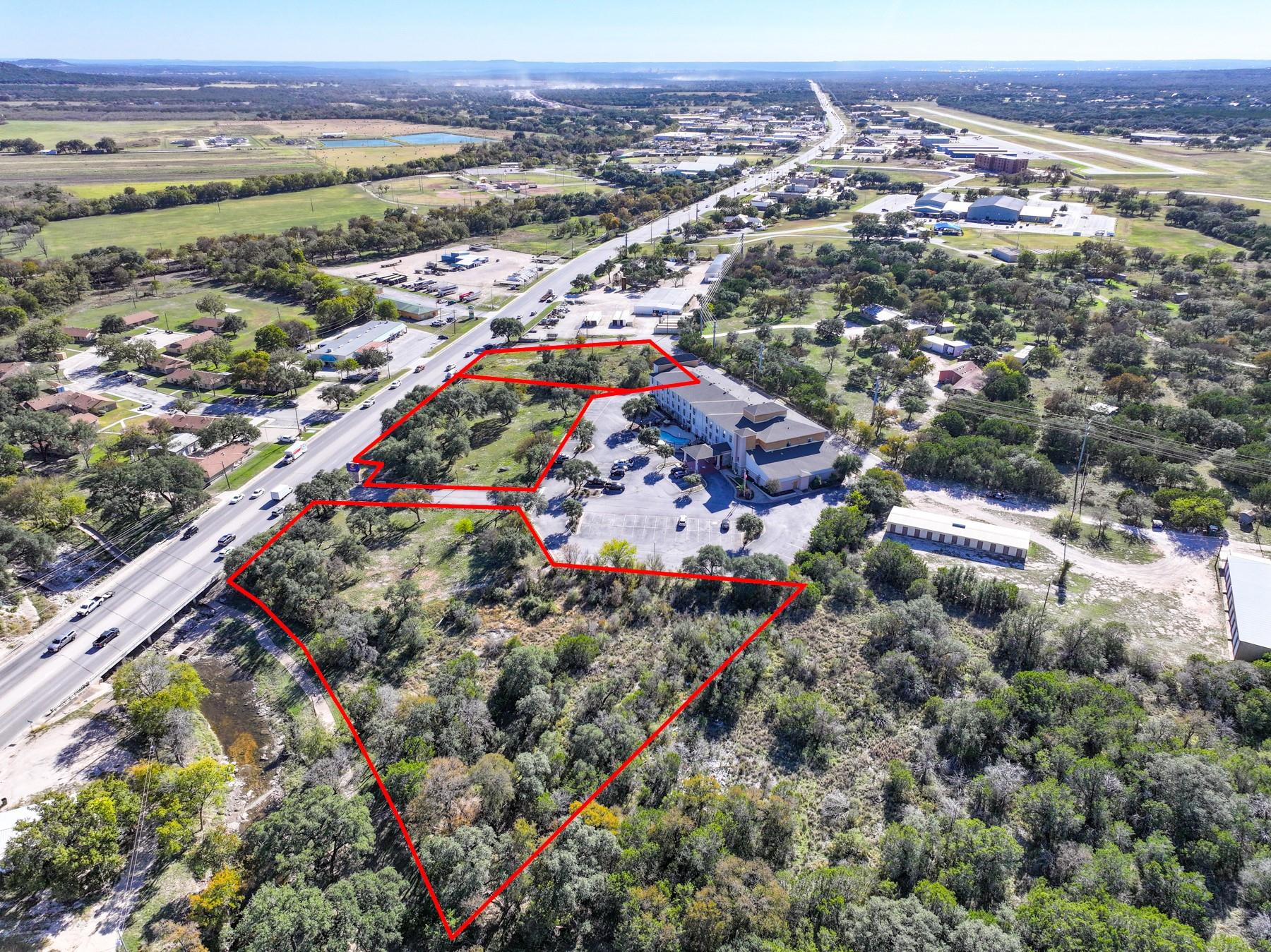 806 Water ST, Burnet, TX 78611 photo 2