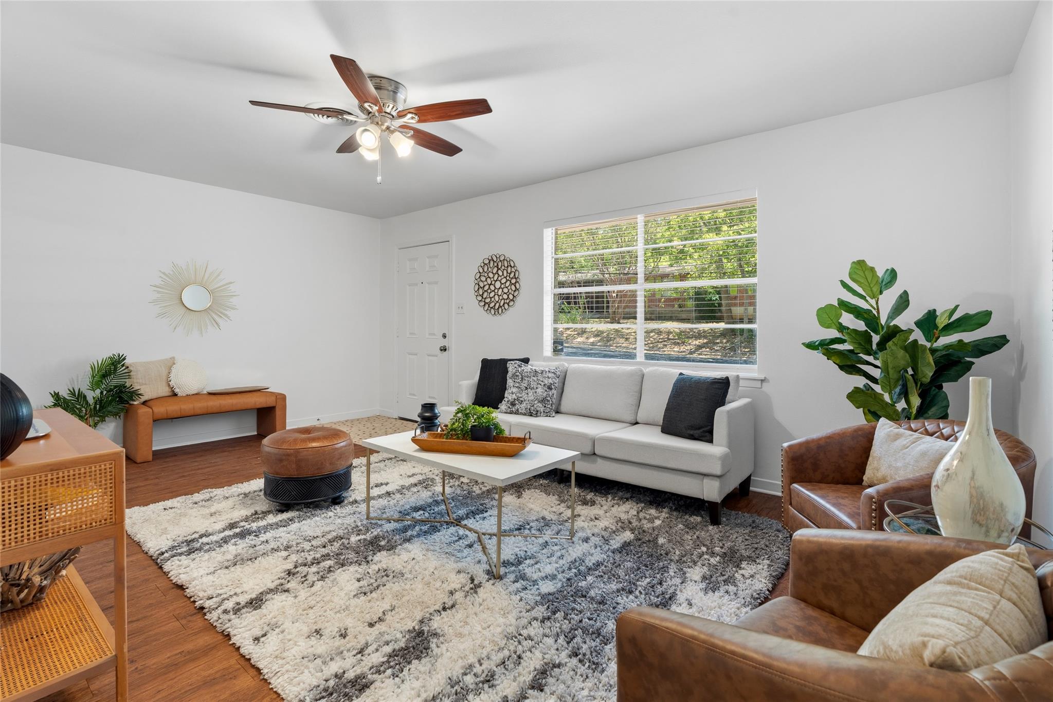 2206 Alta Vista Ave, Austin, TX 78704 photo 2