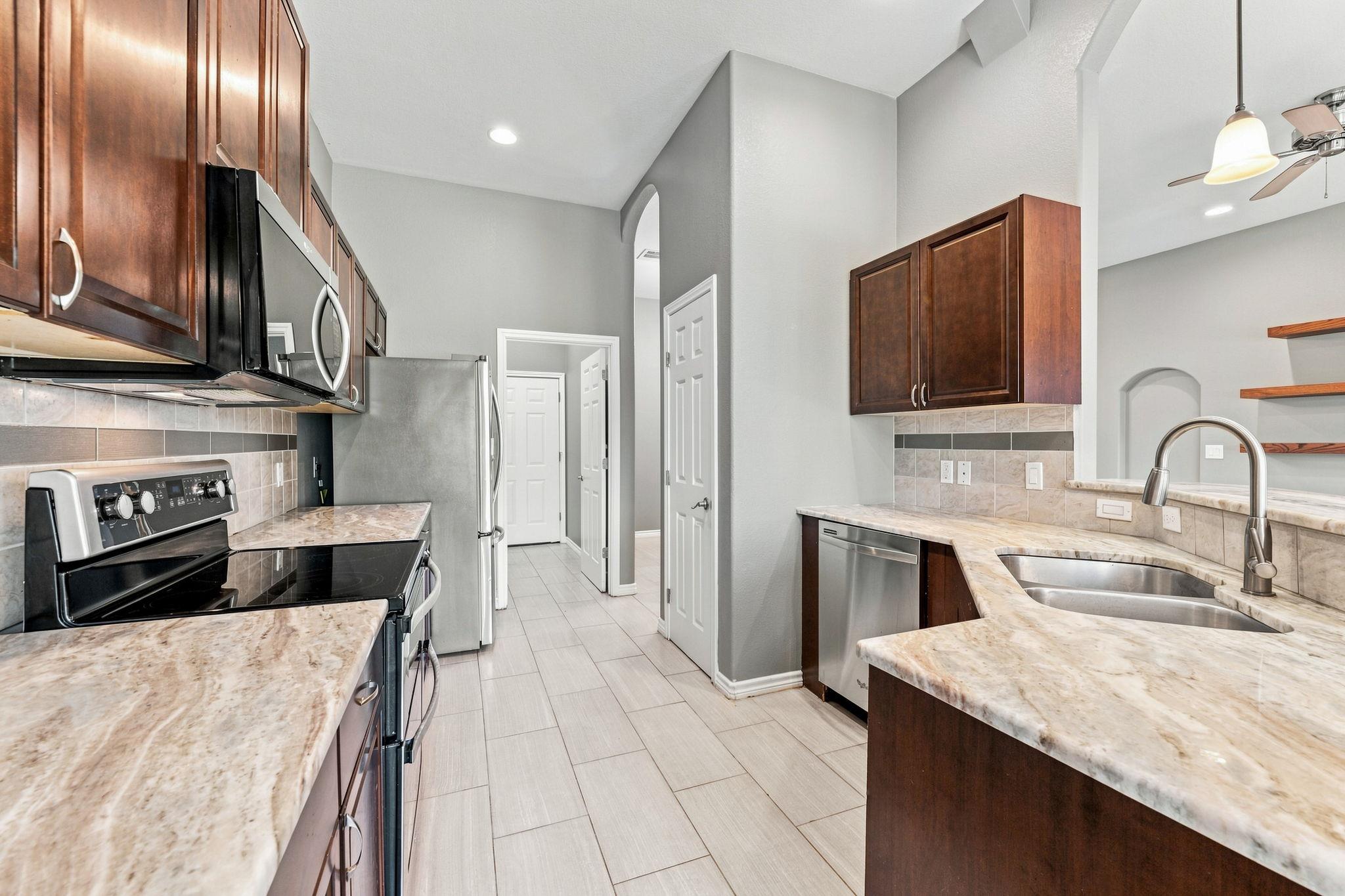 2302 Yellow Bird TRL, Austin, TX 78734 photo 5