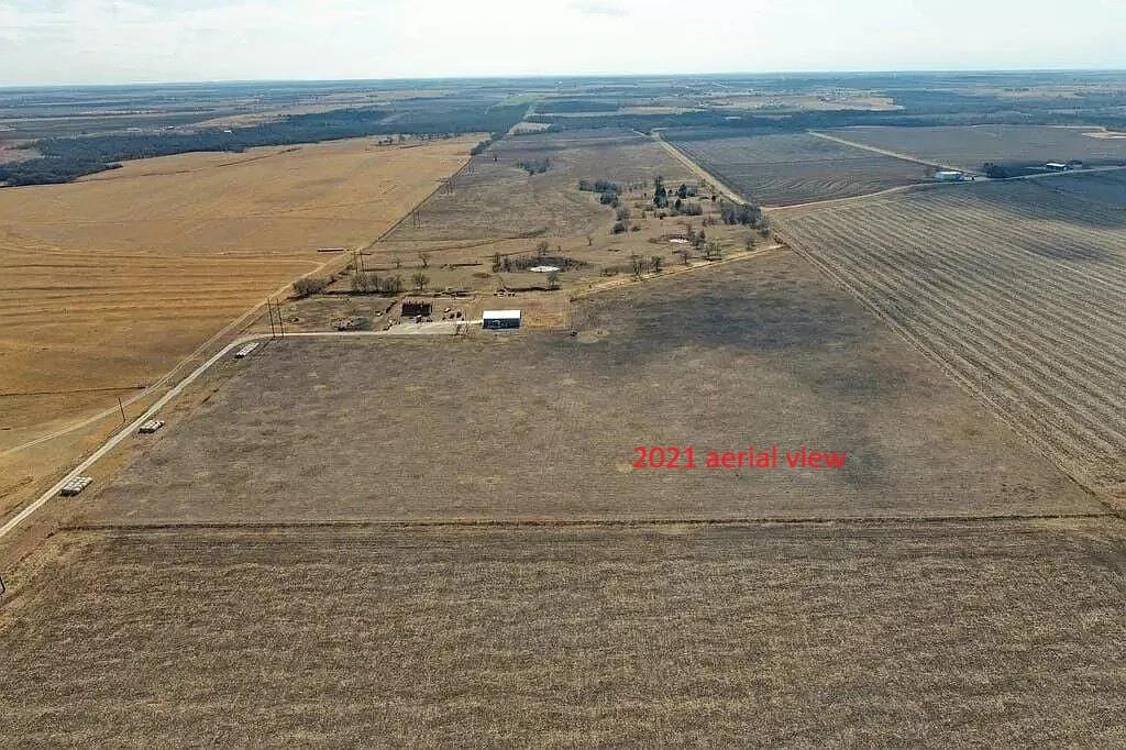 37.86 acres 2000 County Road 453, Coupland, TX 78615 photo 2